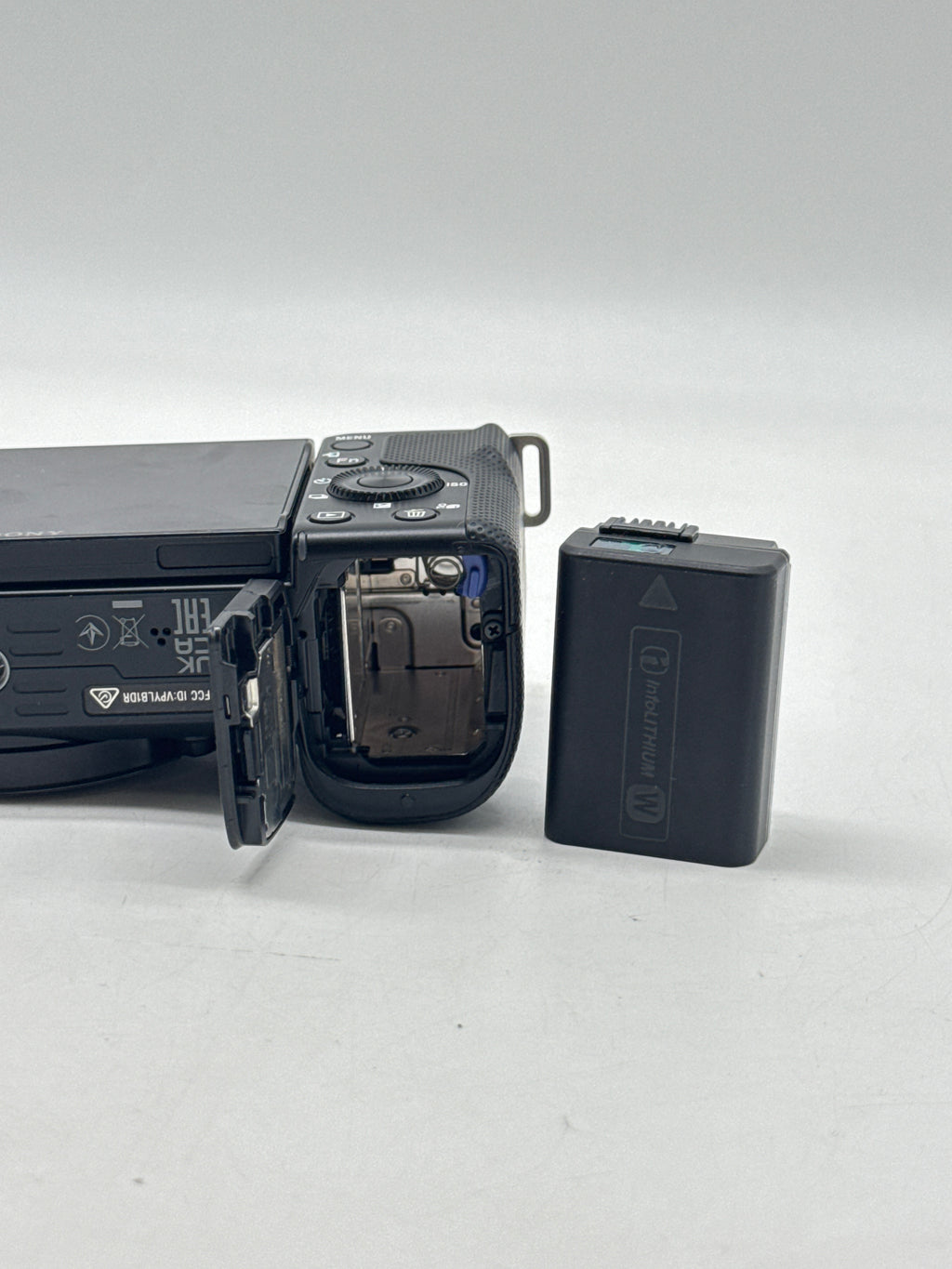 Sony ZV-E10 24.2MP Mirrorless Camera Black - Used with Box