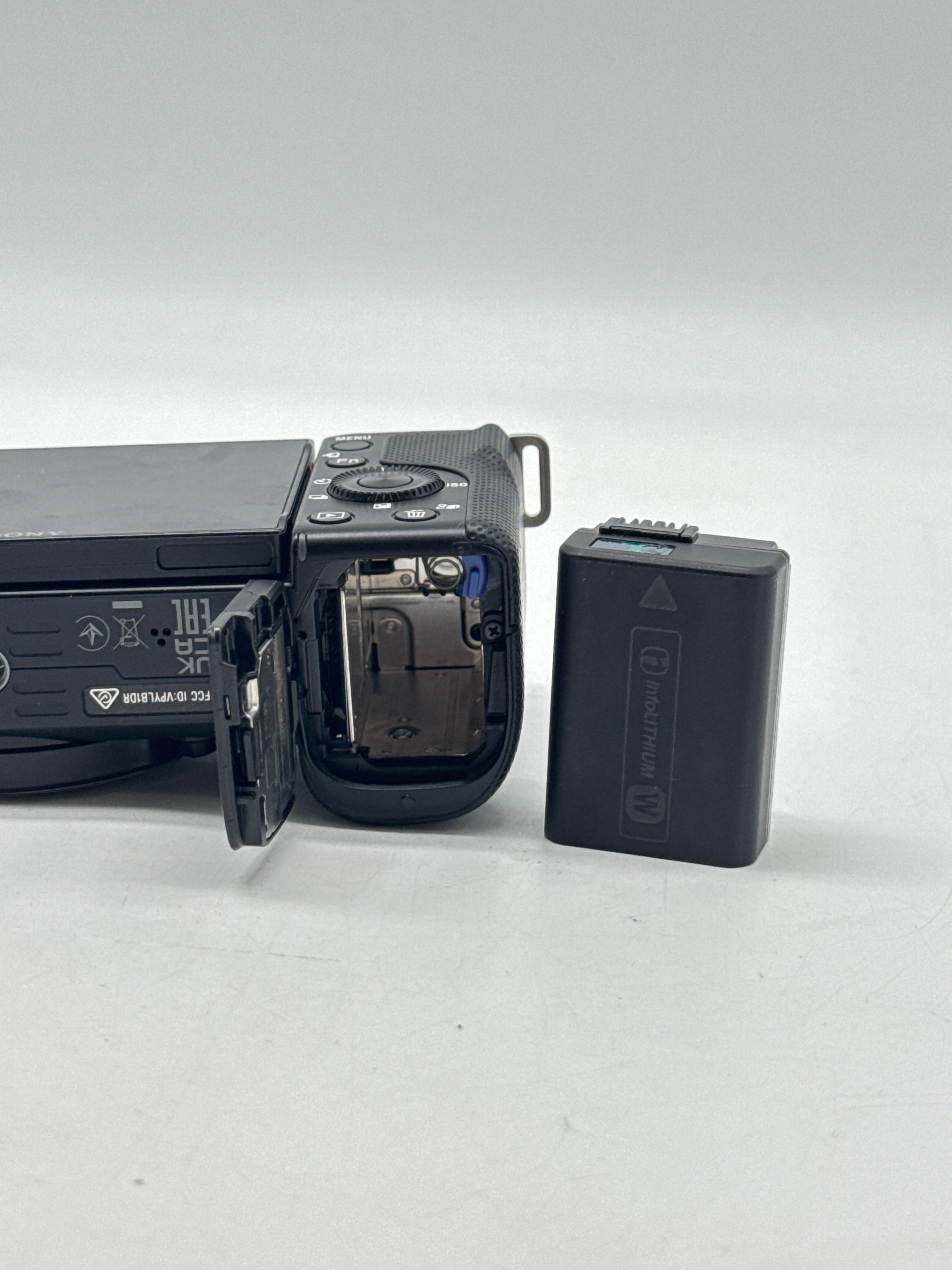 Sony ZV-E10 24.2MP Mirrorless Camera Black - Used with Box