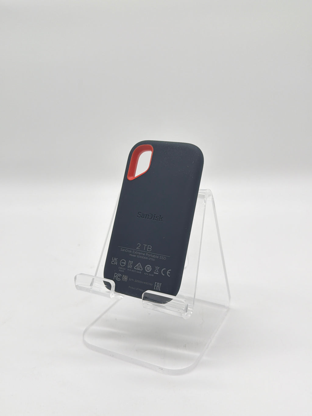 SanDisk 2TB, External,2.5 inch (SDSSDE61-2T00-G25) Solid State Drive