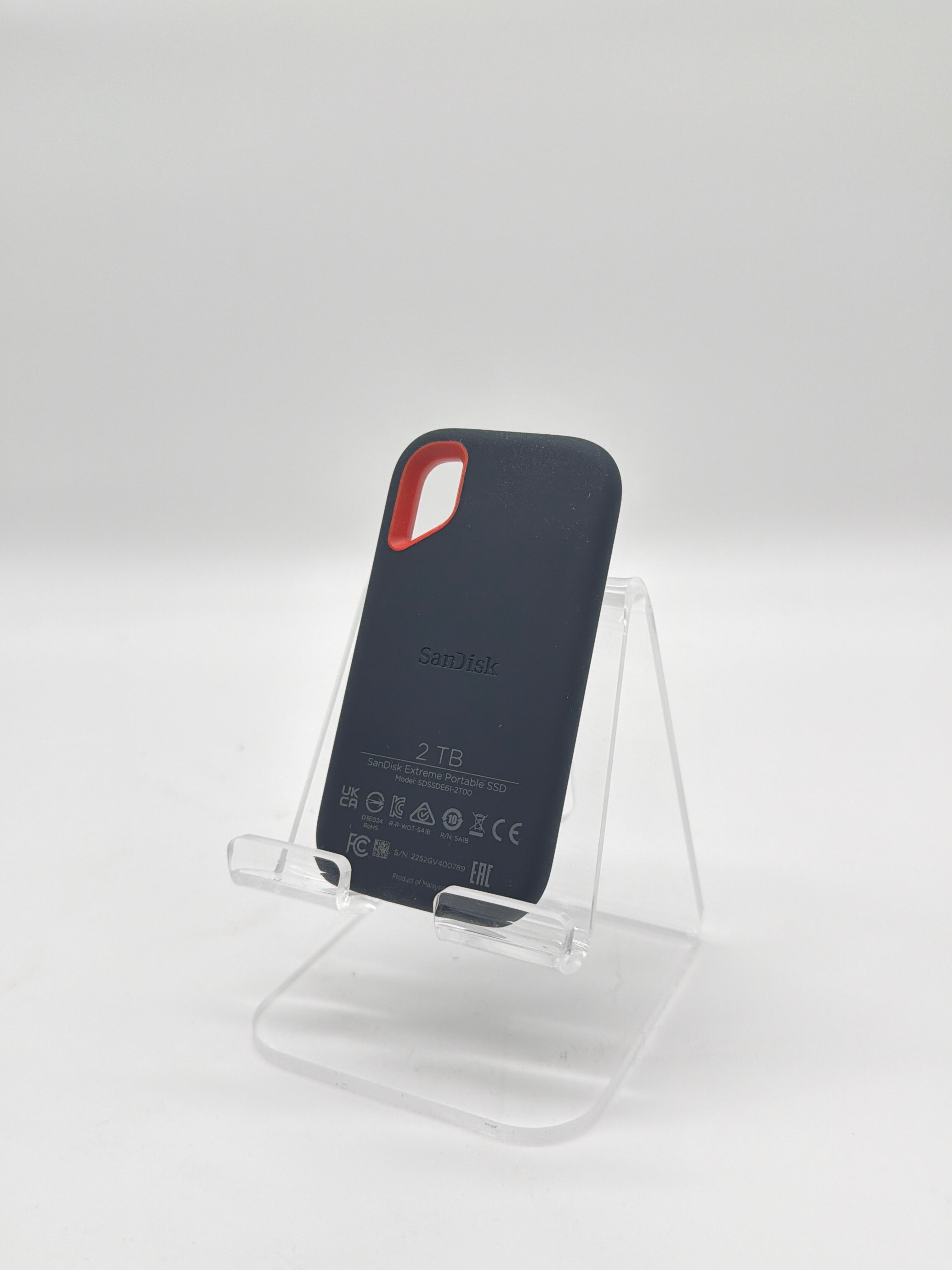 SanDisk 2TB, External,2.5 inch (SDSSDE61-2T00-G25) Solid State Drive