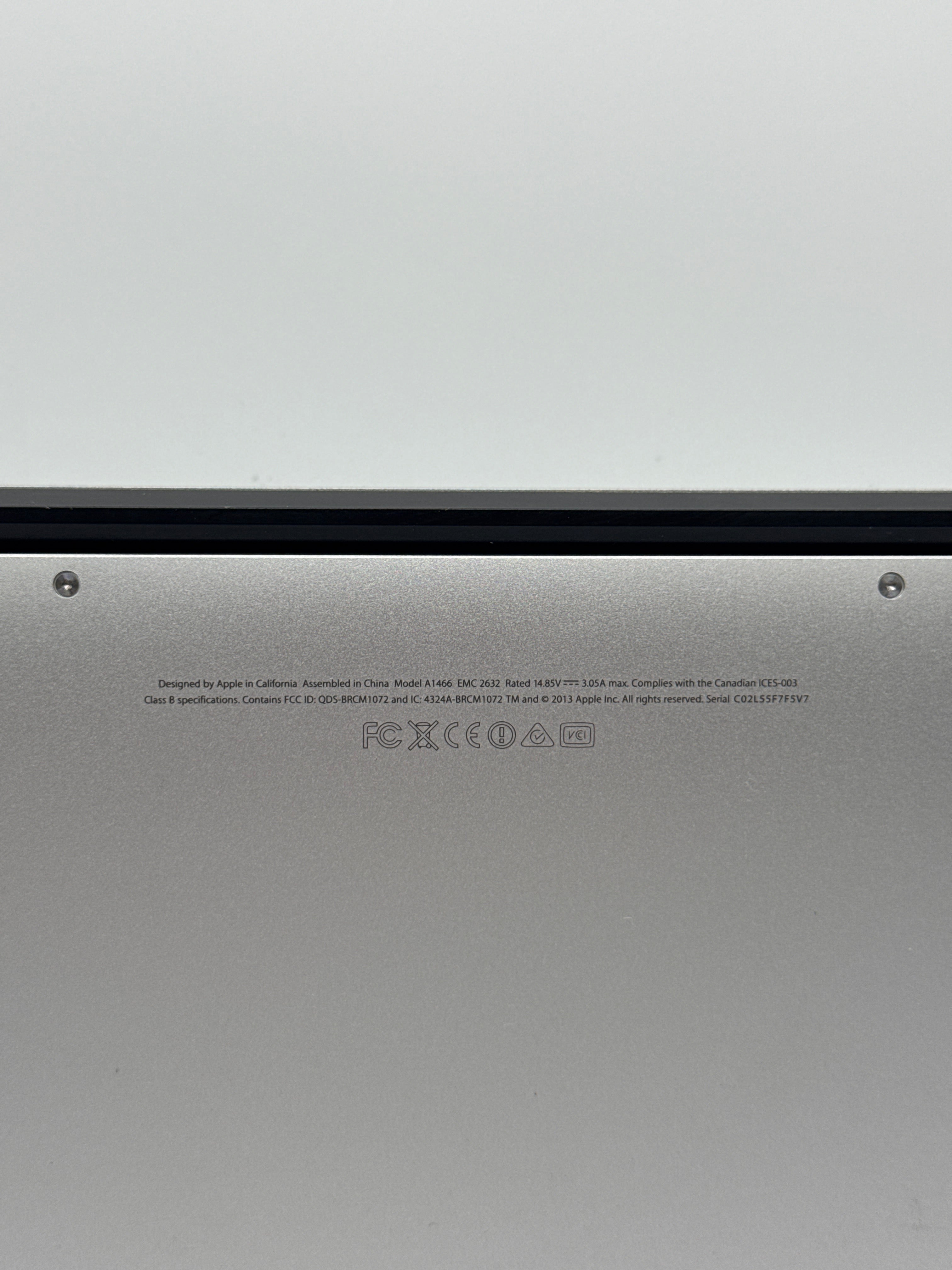 Apple MacBook Air 13.3" A1466 2017 i5 1.3 GHz 4GB RAM 128GB SSD