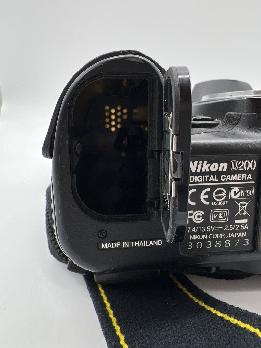 Nikon D200 Digital Camera Body (Shutter Count 64,217)