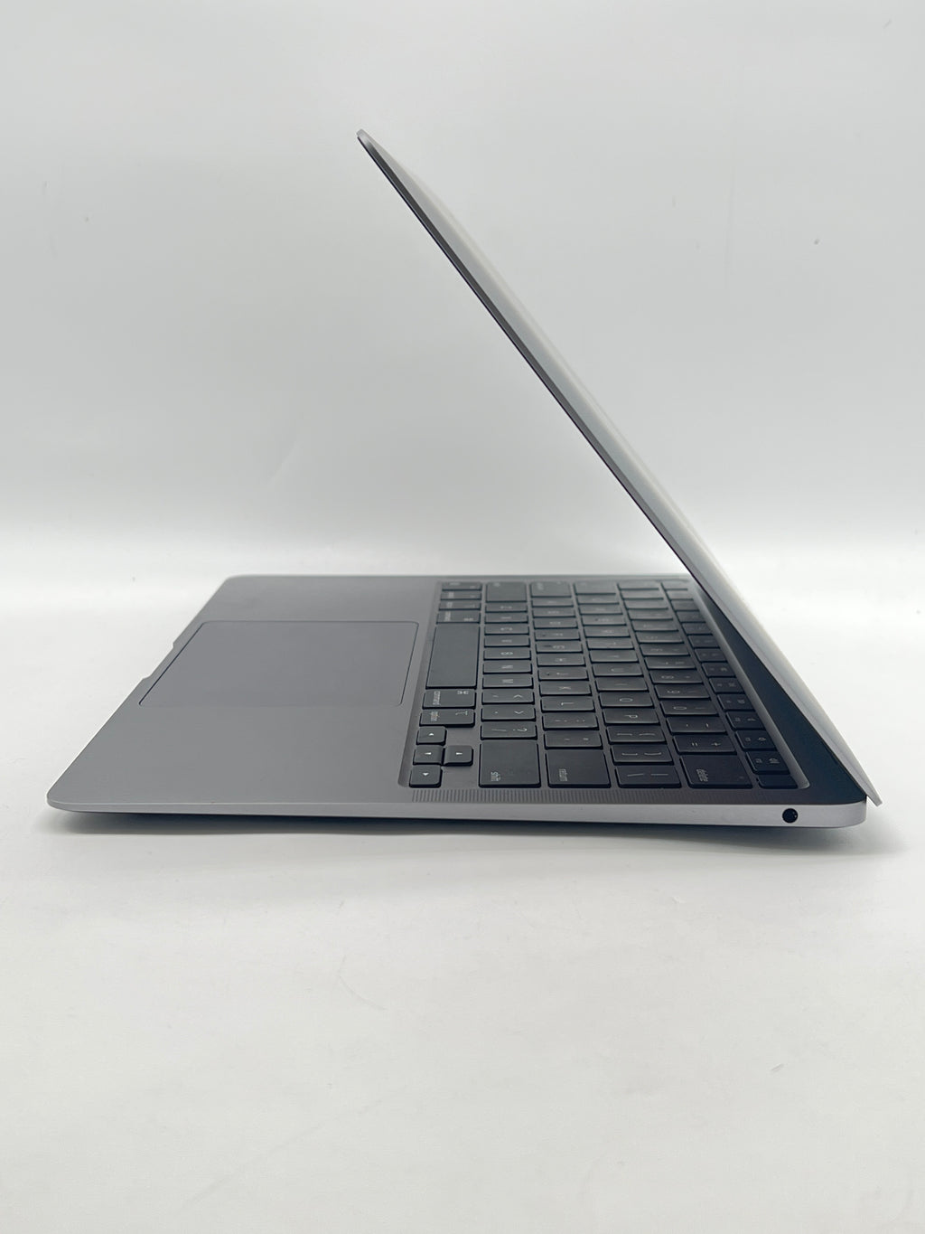 Apple MacBook Air 13" A2337 M1 8GB RAM 256GB SSD - Used
