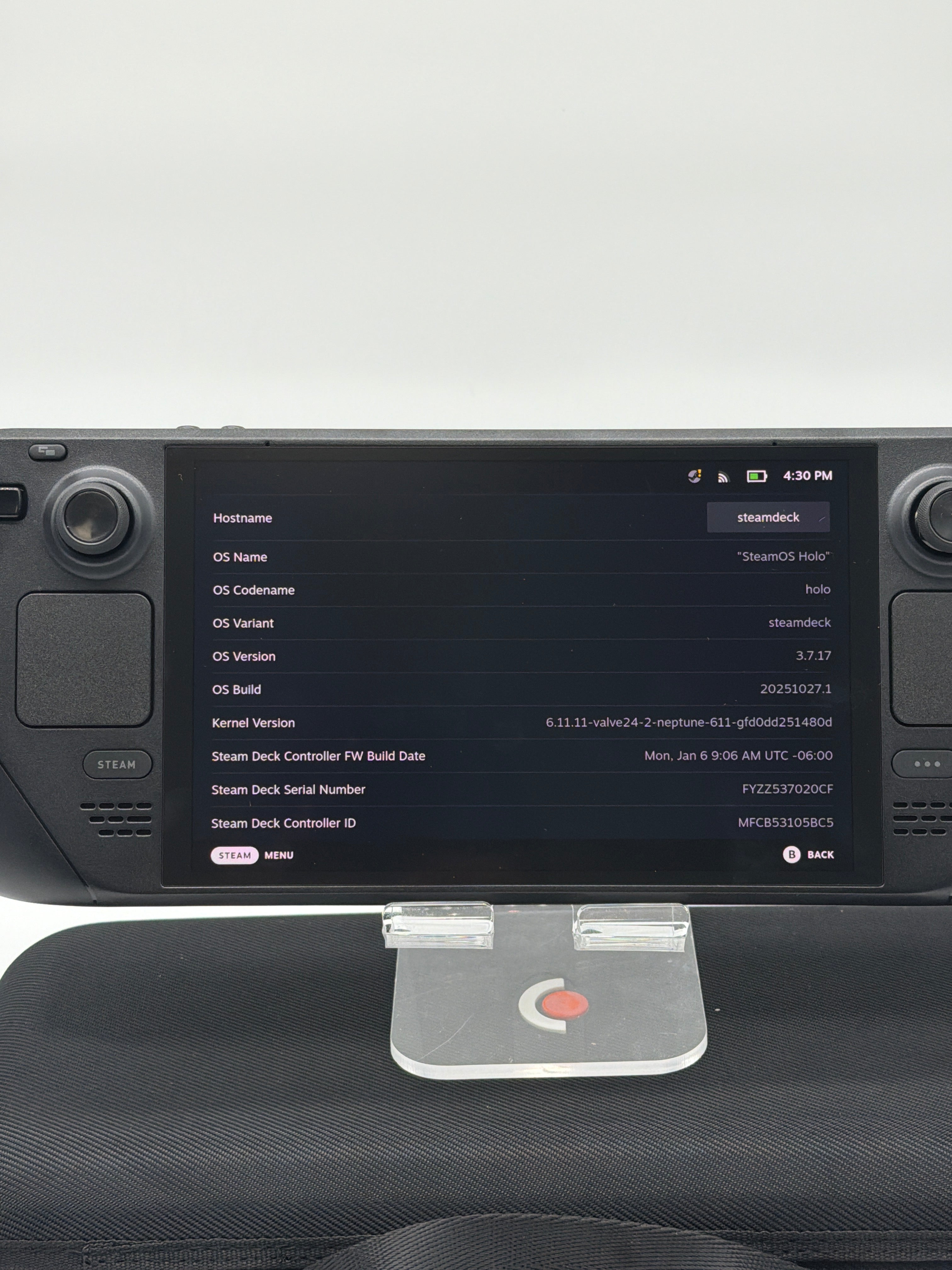 Valve Steam Deck OLED 512GB Black Handheld System Used