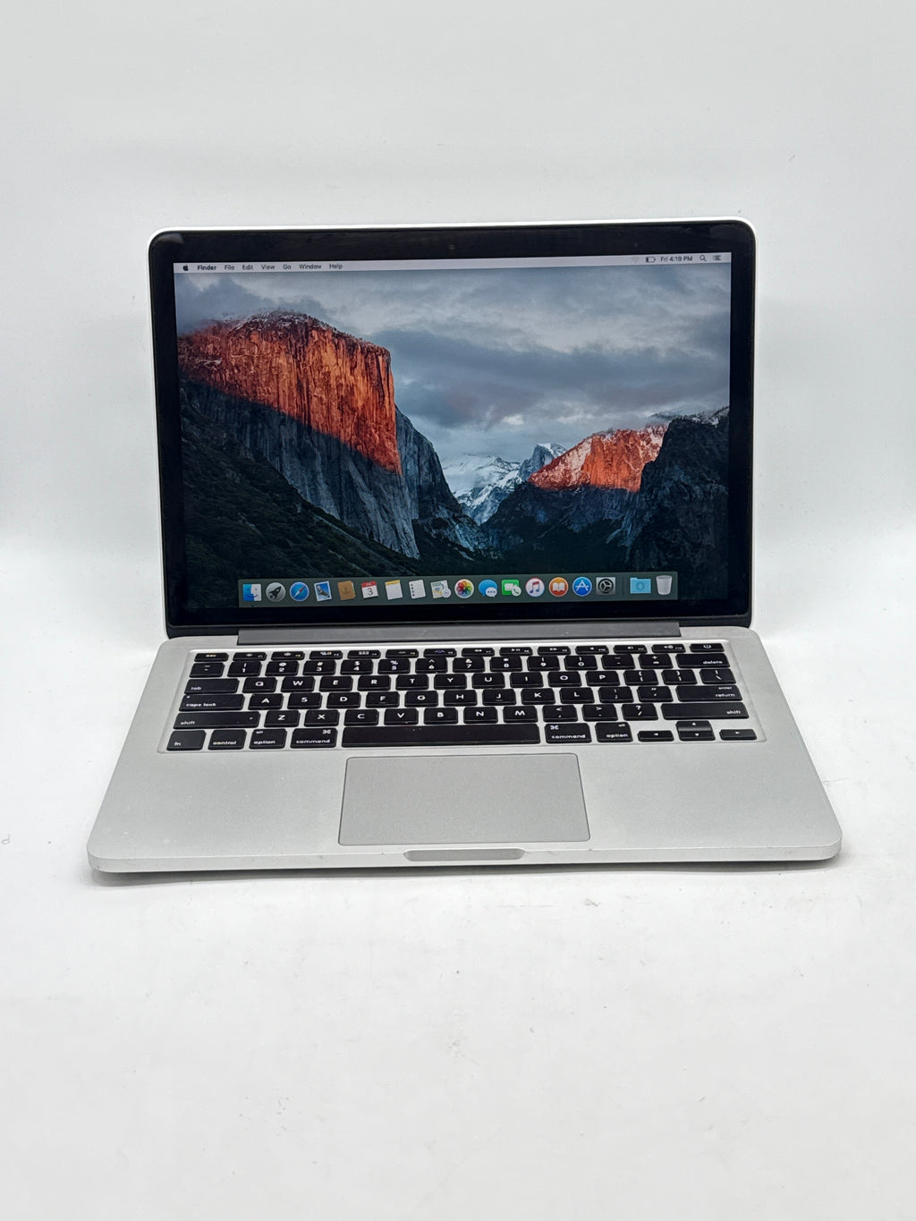 Apple MacBook Pro 15" A1398 i5 8gb RAM 256GB Flash Storage - Used