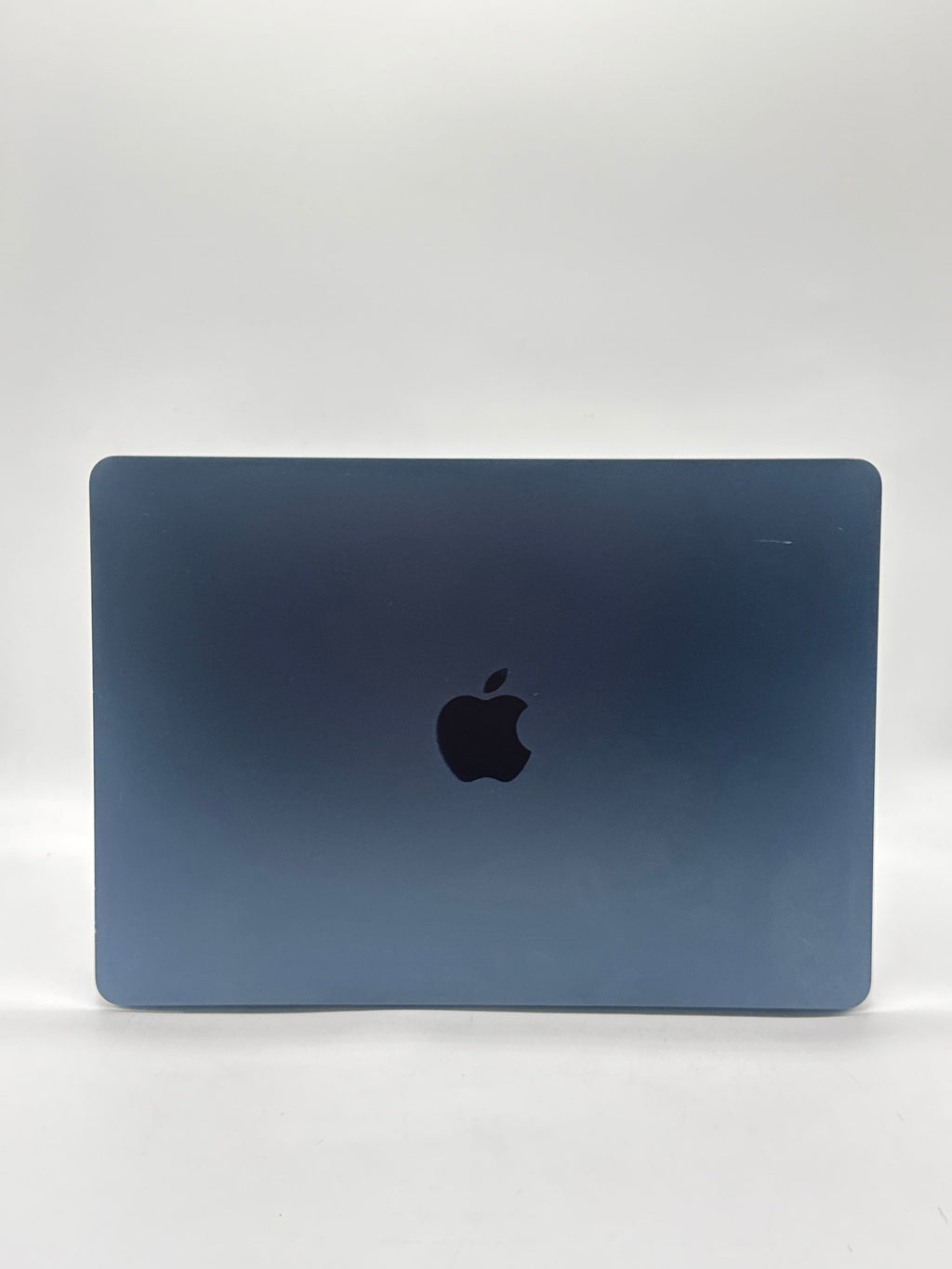 Apple MacBook Air A2681 M2 Chip 8GB RAM 512 GB SSD - Used