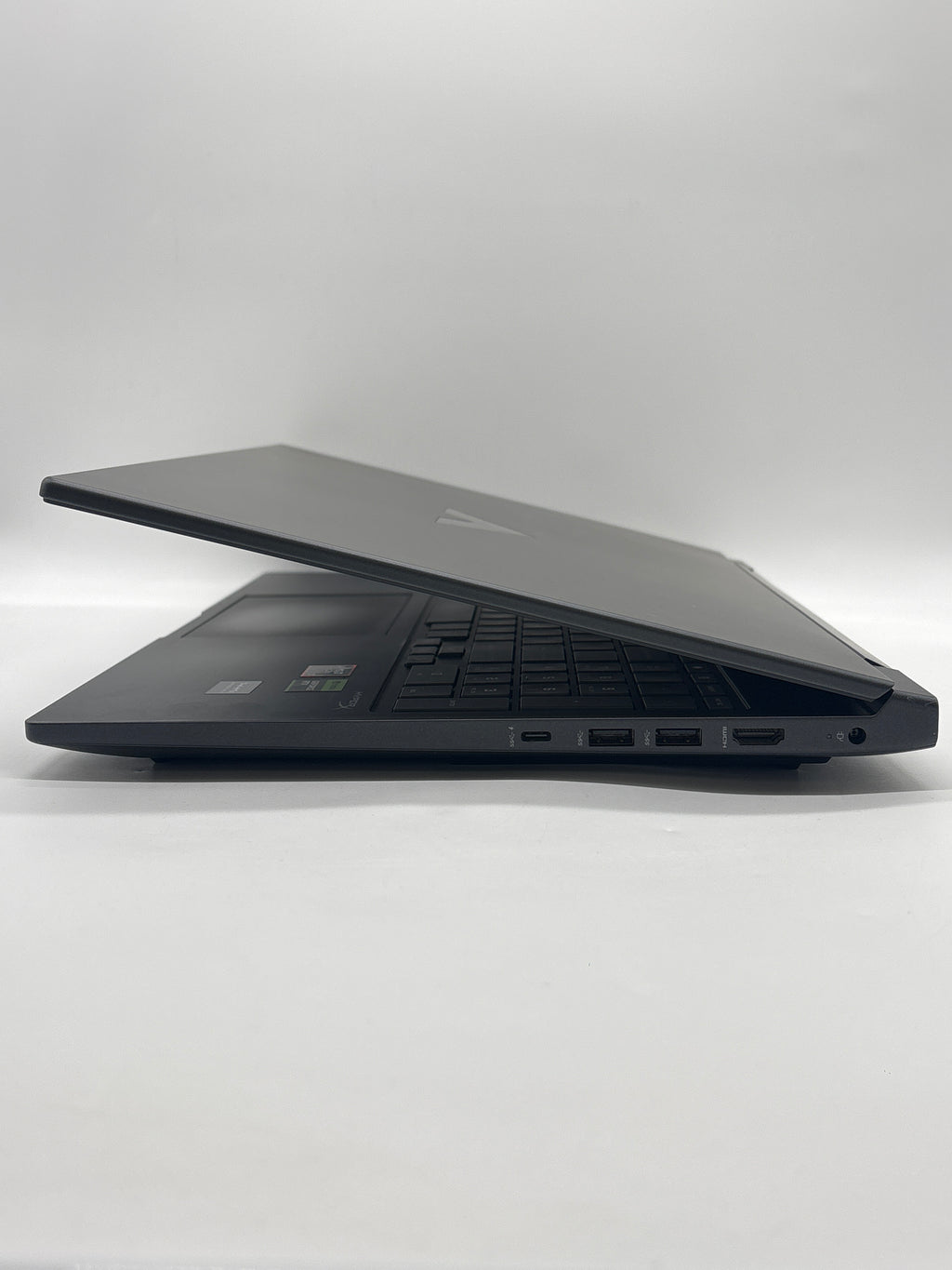 HP Victus 16-S1023DX Ryzen 7 8845HS 64GB RAM 4 TB SSD RTX 4070