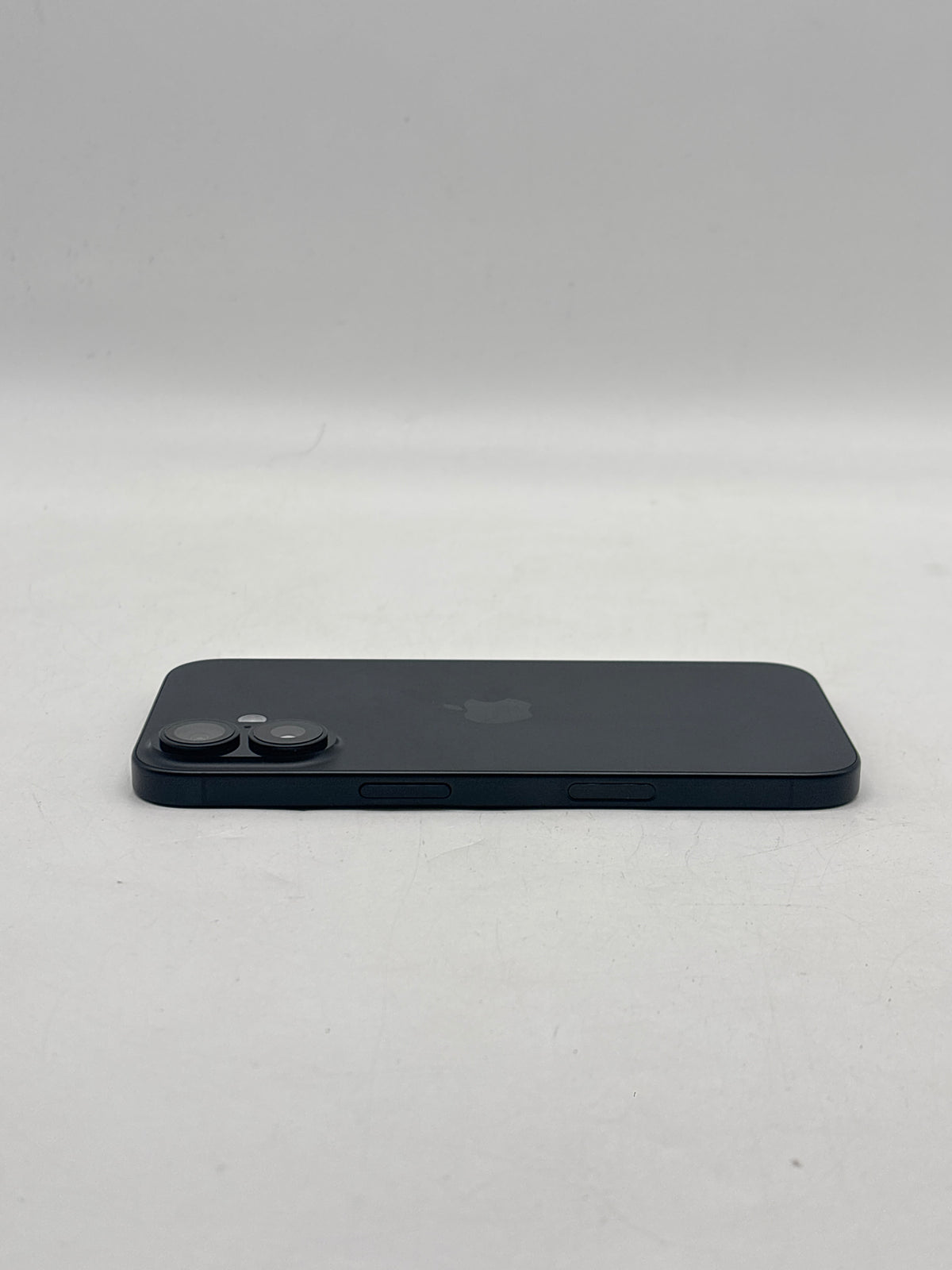 Apple iPhone 16 6.1" A3081 128GB AT&T Black - MDM Locked