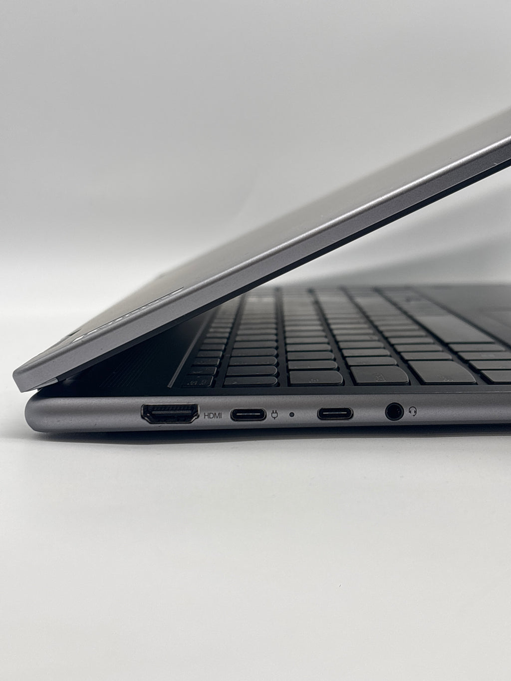 Lenovo Yoga 7 16ARP8 Ryzen 5 7535U 8GB RAM 512GB SSD