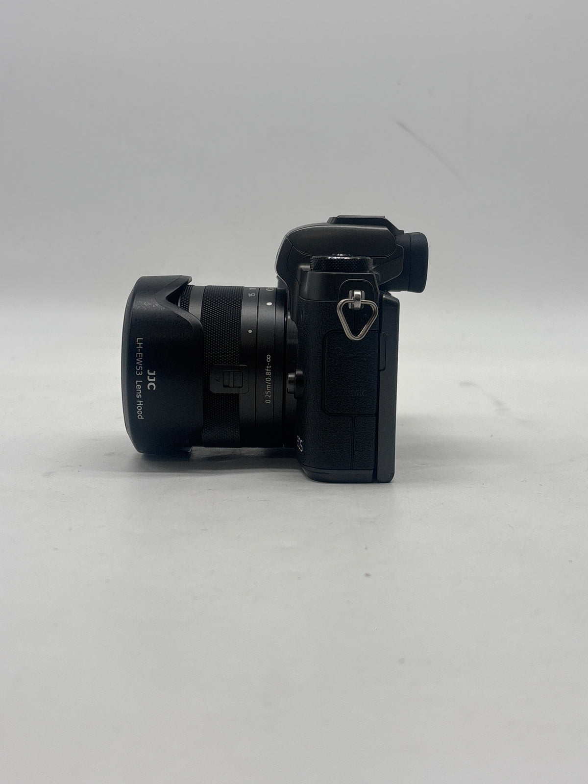 Canon EOS M5 Mirrorless w/ EF-M 15-45mm Lens Black - Used