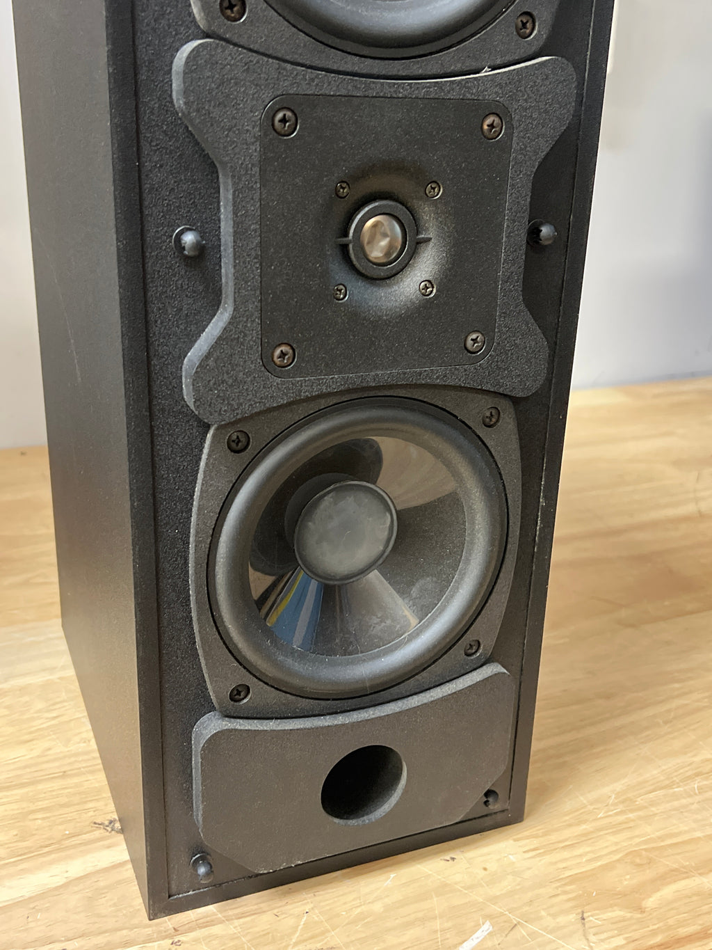 Mirage OM-C3-1 Center Channel Home Theater Speaker - Used