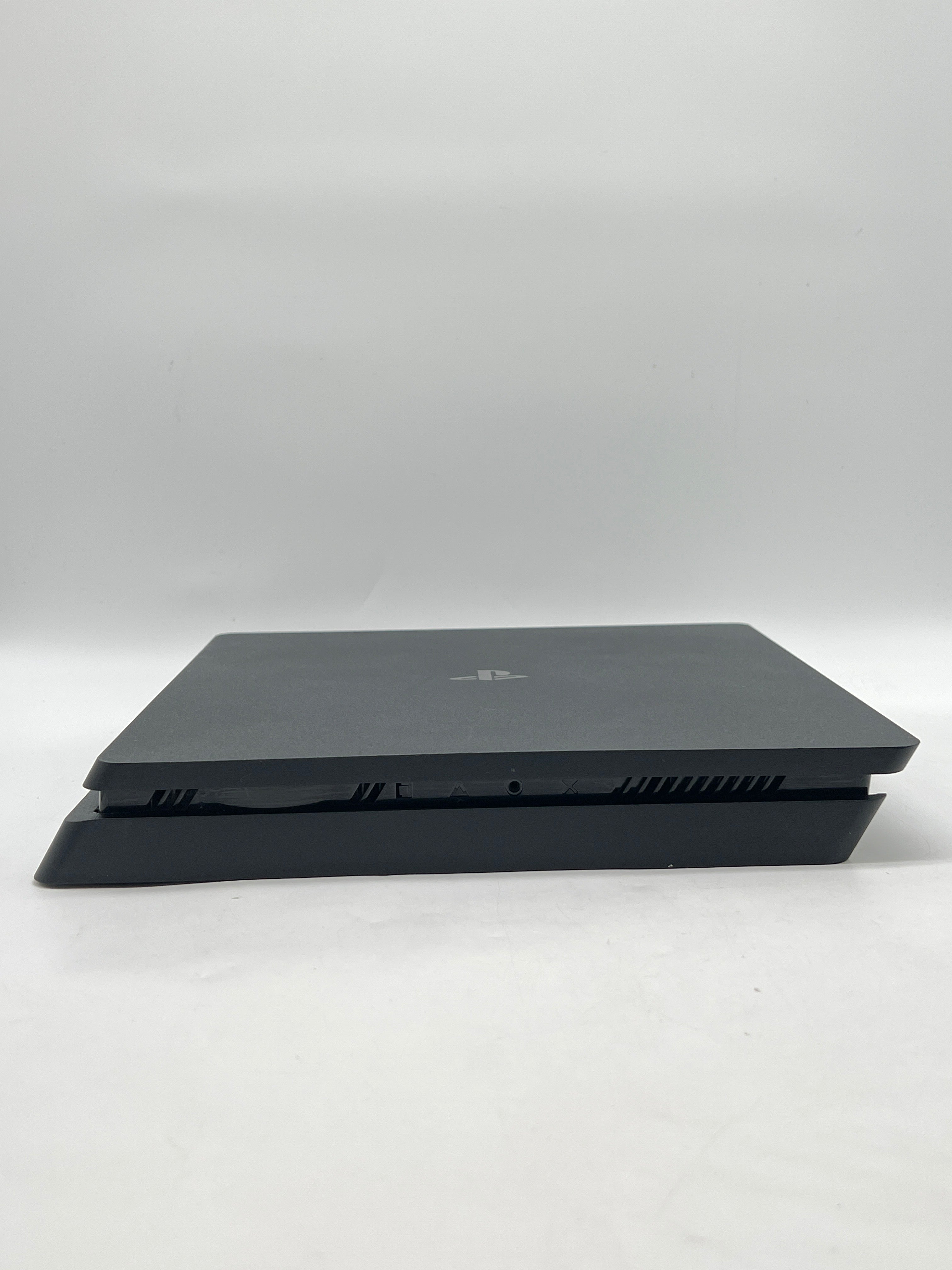 Sony PlayStation 4 Slim CUH-2215B 1TB w/ 2 Controllers HDMI - Used