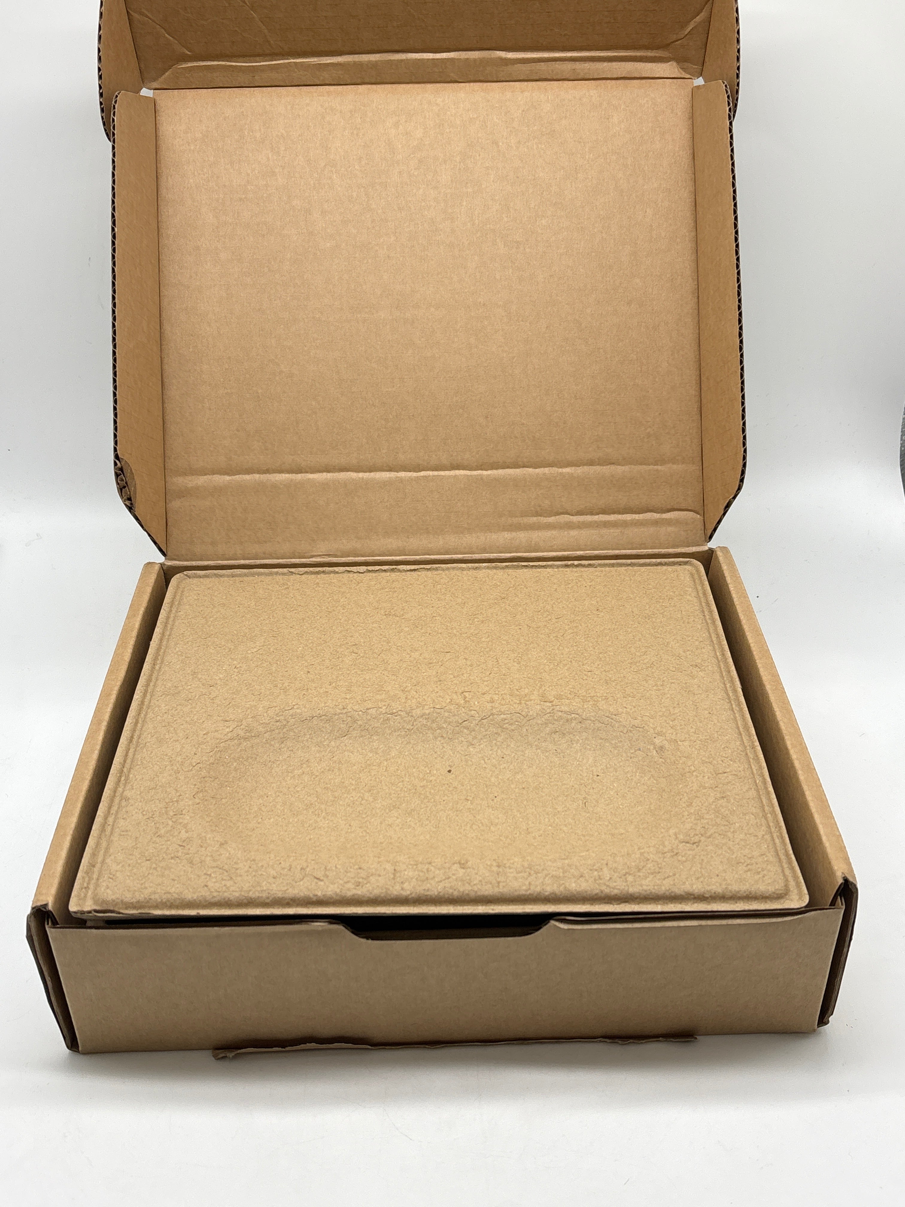 Dell SD25TB4 Thunderbolt 4 Docking Station - Used With Box