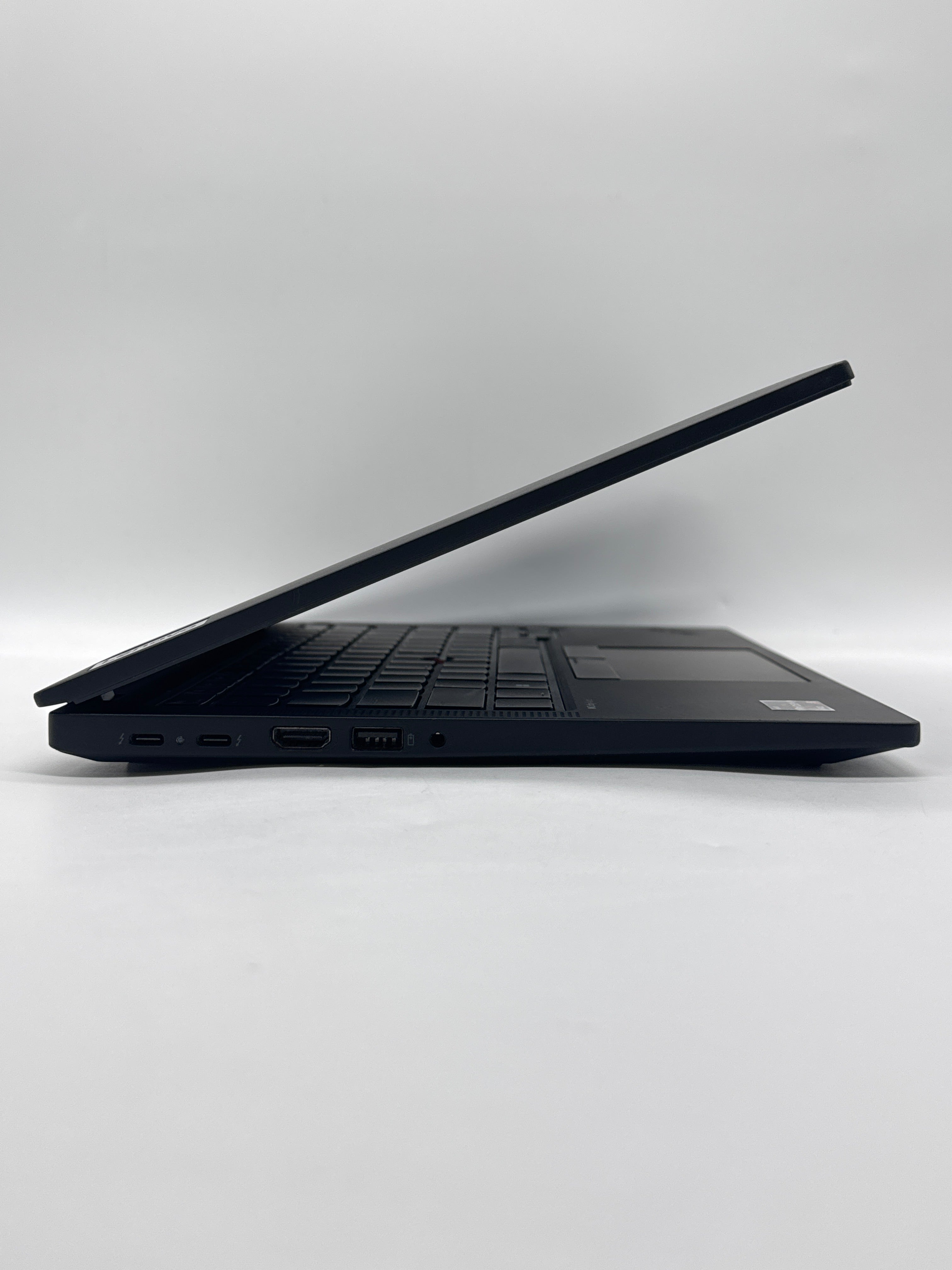 Lenovo ThinkPad T14 Gen 5 Ryzen 5 PRO 8540U 16GB RAM 256GB SSD - For Parts (Read)