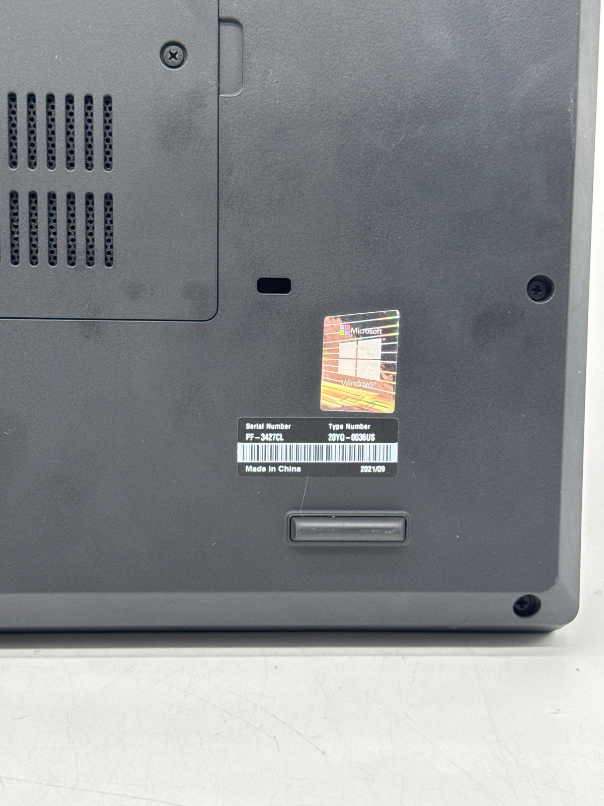 Lenovo ThinkPad P15 Gen 2 i7-11800H 24GB 1TB SSD RTX A2000 - Used