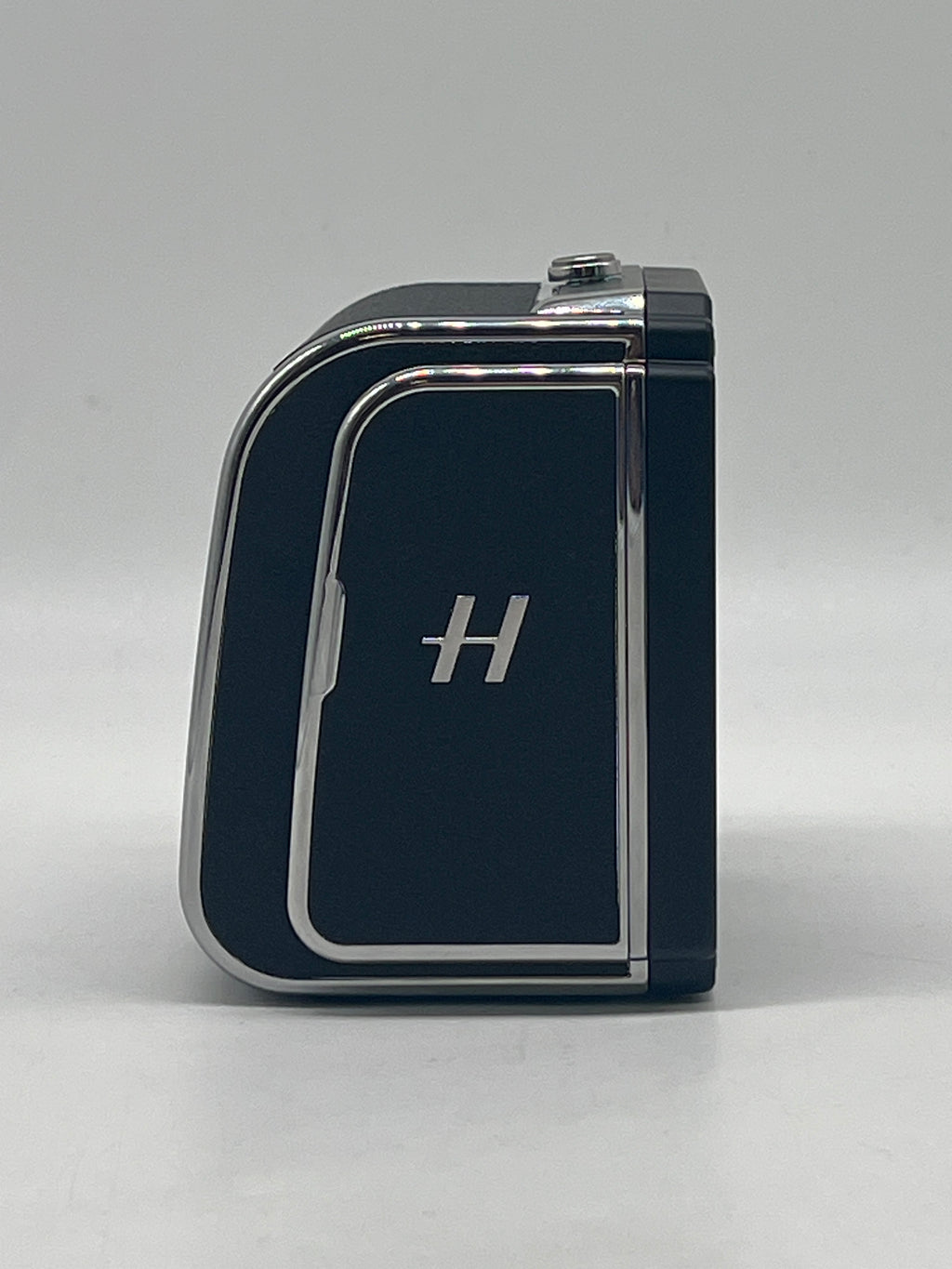 Hasselblad 907X 100C Medium Format Mirrorless Camera - Mint