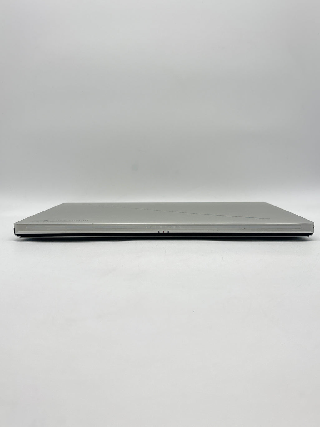 ASUS ROG GA403U AMD Ryzen 9 8945HS 32GB RAM 1TB SSD