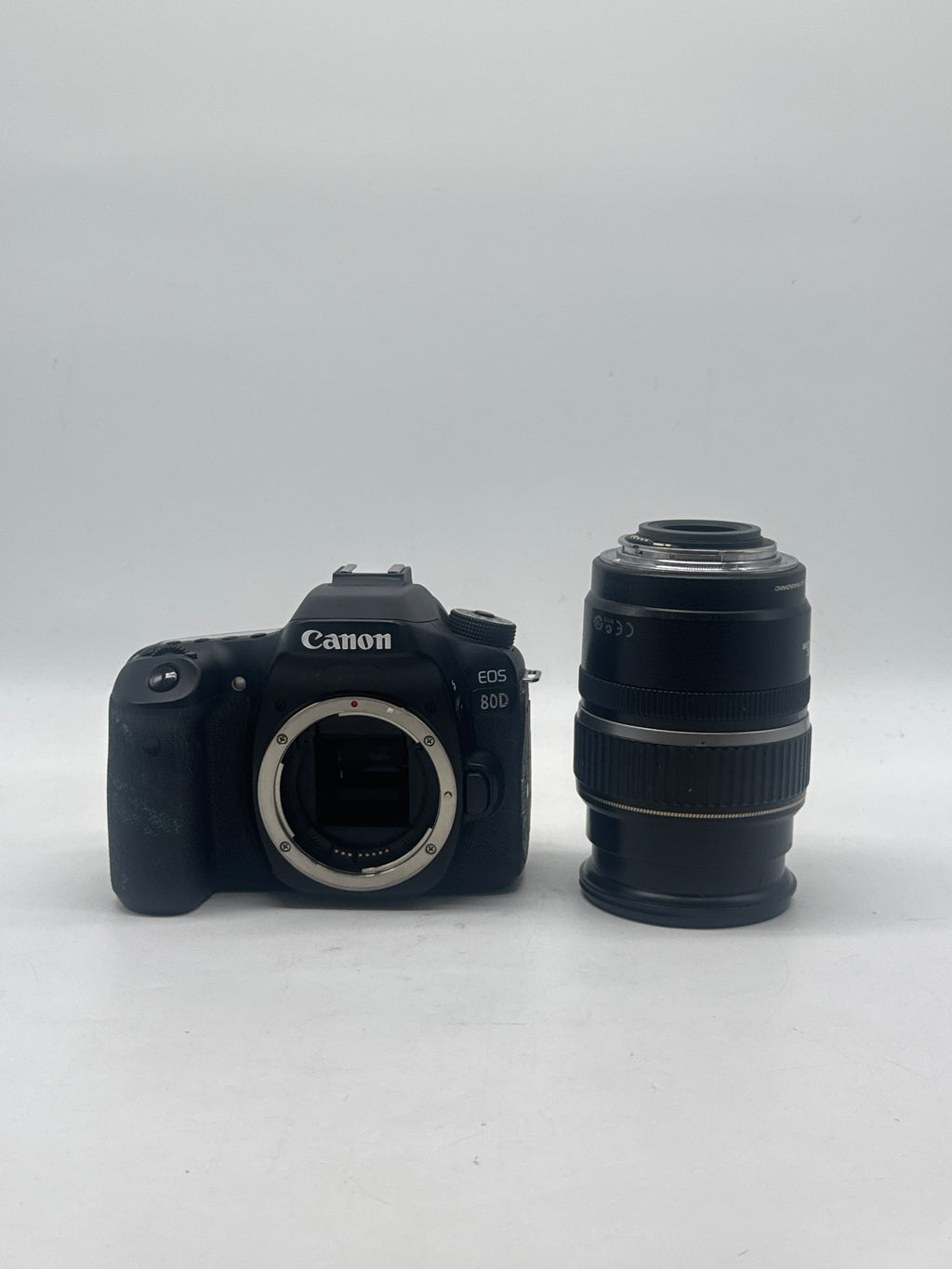 Canon EOS 80D 24.2MP DSLR w/ EF-S 17-85mm IS USM Zoom Lens Bundle