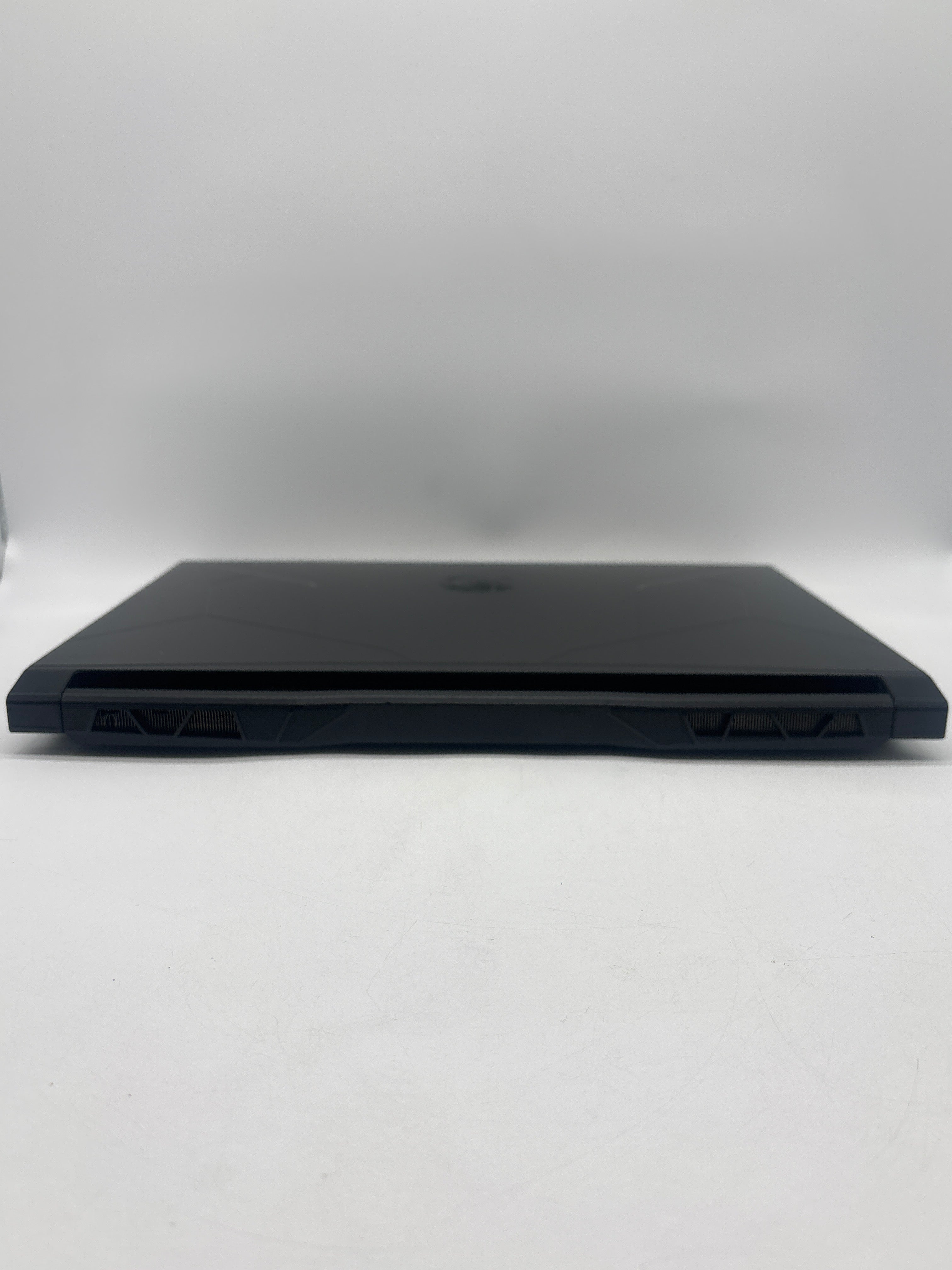 MSI Bravo 15 B7E Ryzen 7 7735HS 16GB RAM 512GB SSD Radeon RX 6550M - For Parts