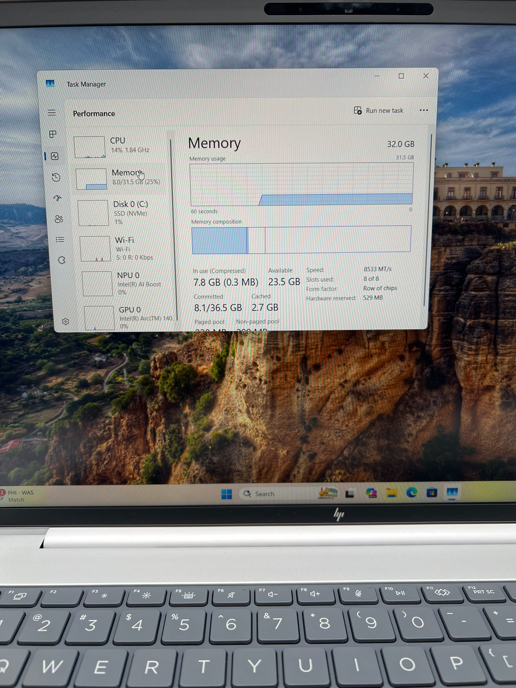 HP EliteBook 8 G1i 16 AI Ultra 7 32GB 1TB SSD Silver