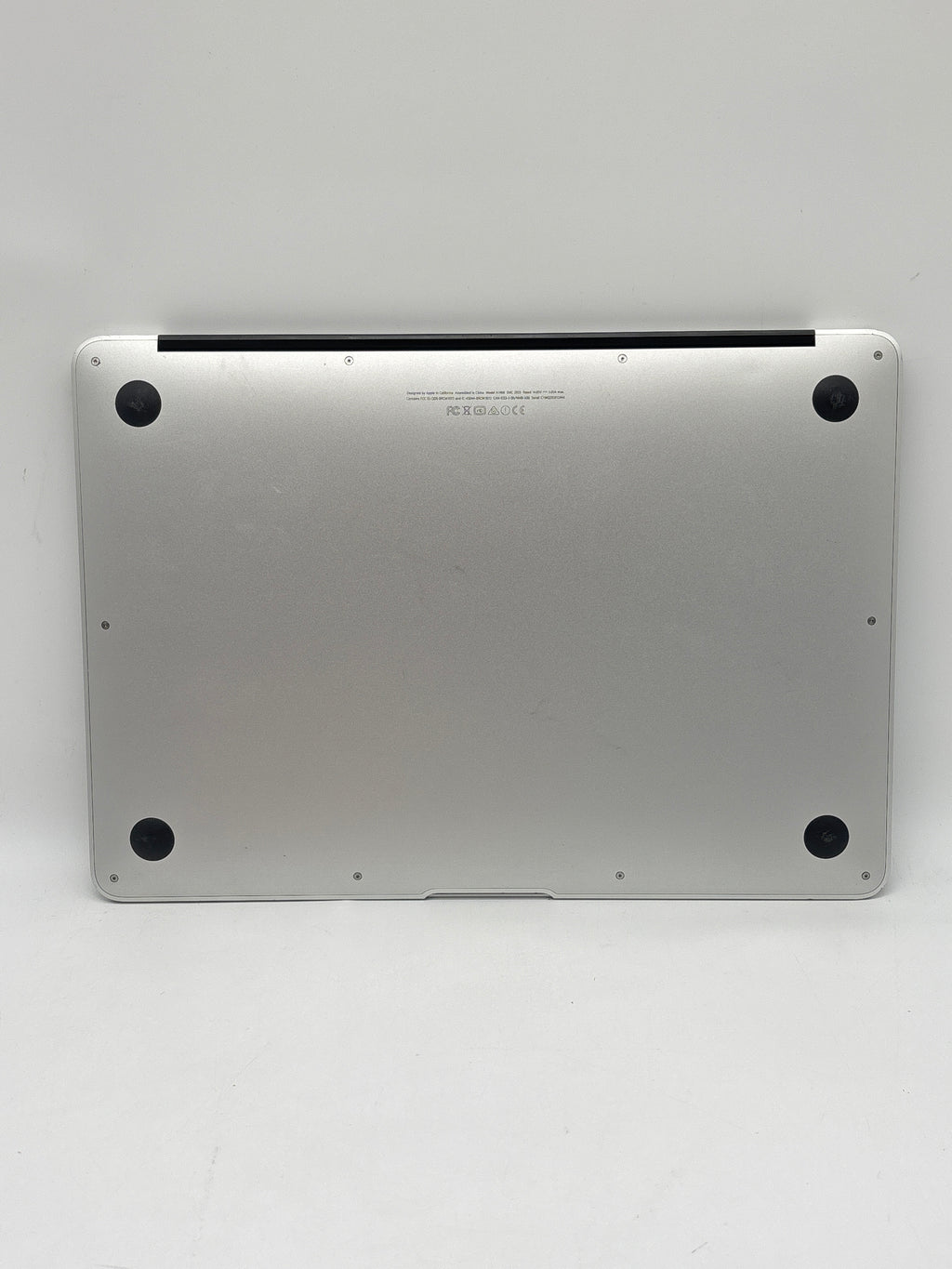 Apple MacBook Air 13" A1466 2015 i7 8GB ram 256GB SSD - For Parts (Read)