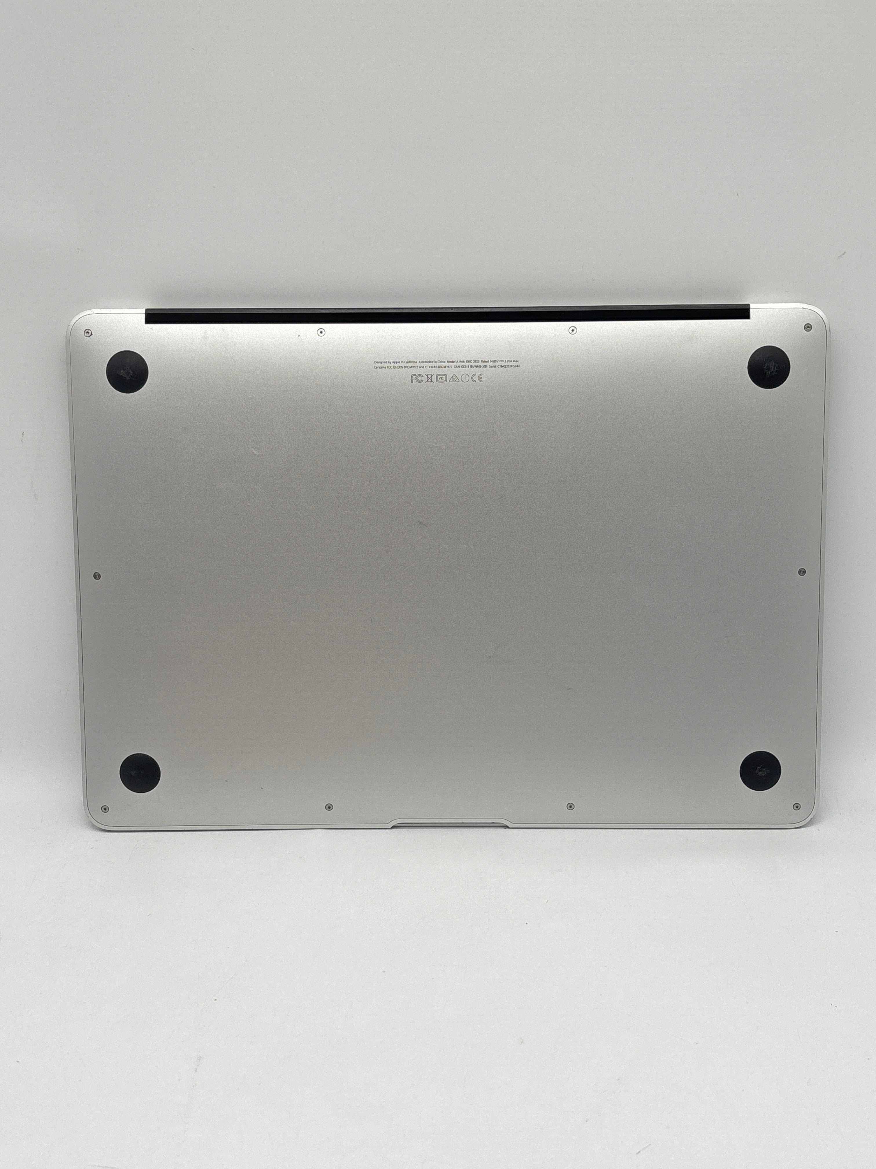 Apple MacBook Air 13" A1466 2015 i7 8GB ram 256GB SSD - For Parts (Read)