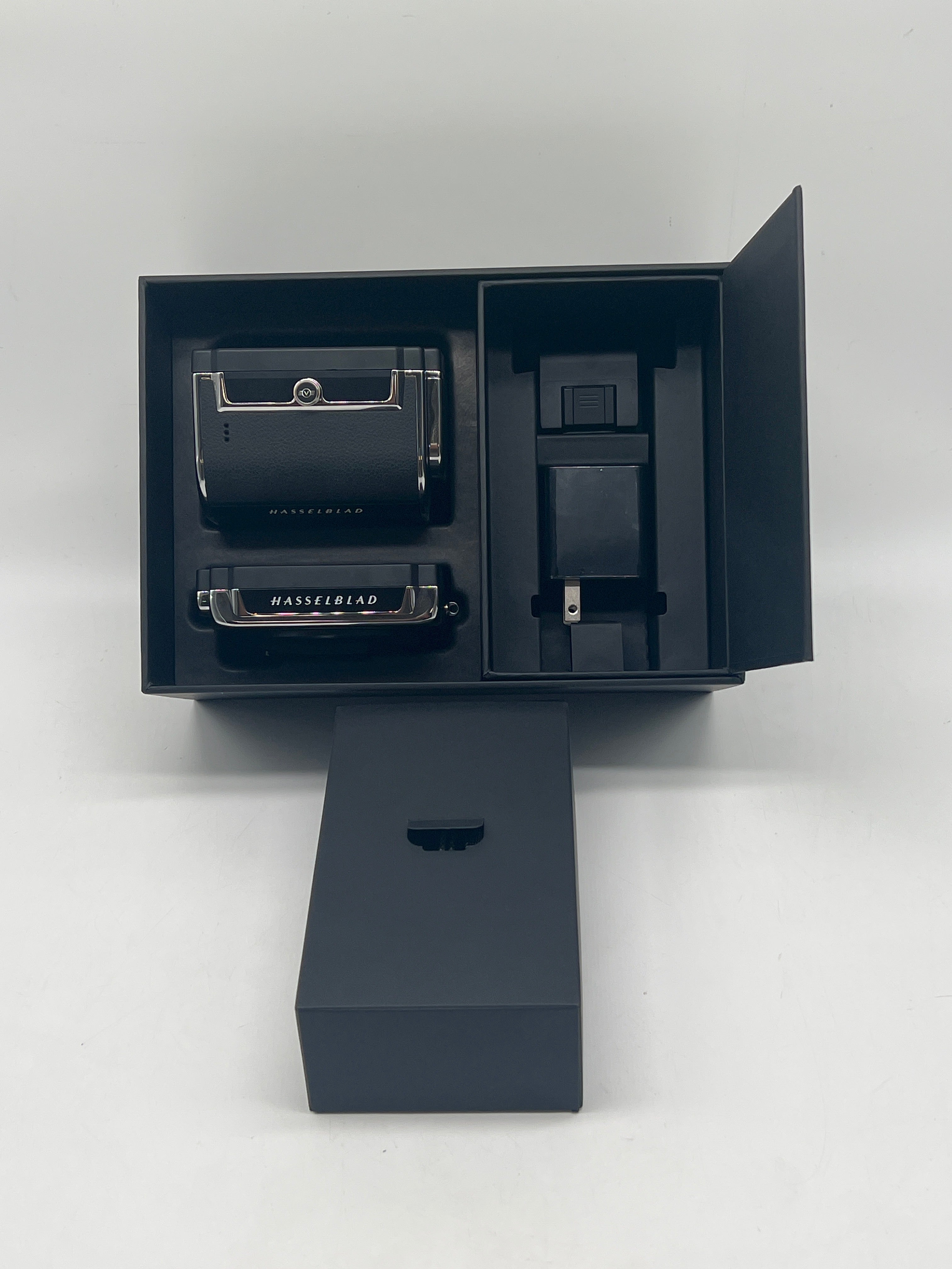 Hasselblad 907X 100C Medium Format Mirrorless Camera - Mint