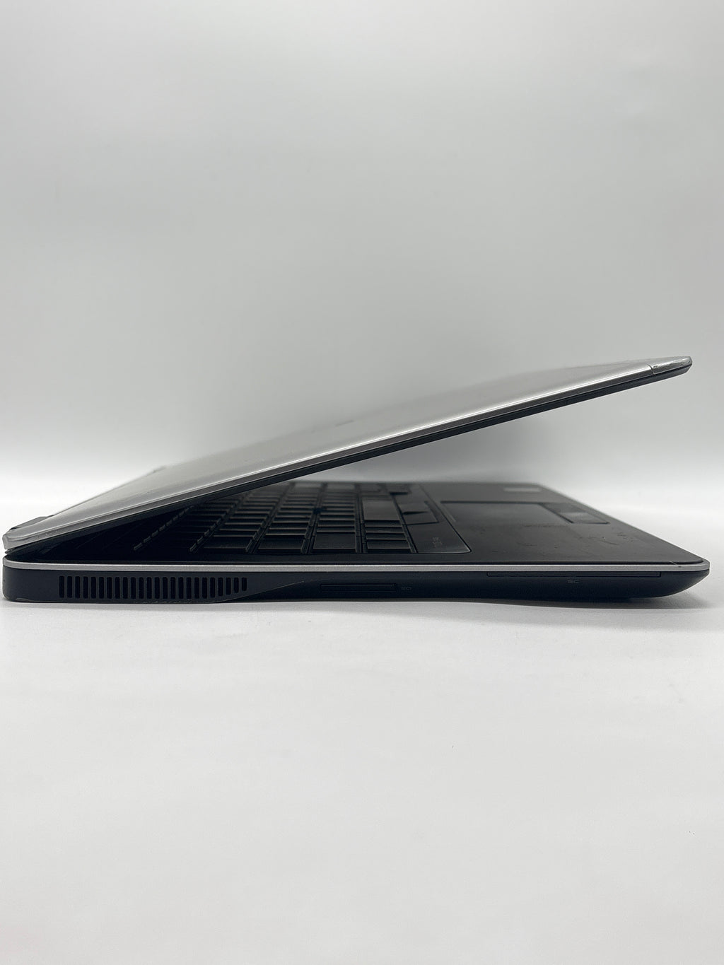 Dell Latitude E7250 i5-4310U 16GB RAM 256GB SSD - For Parts (Read DESC)