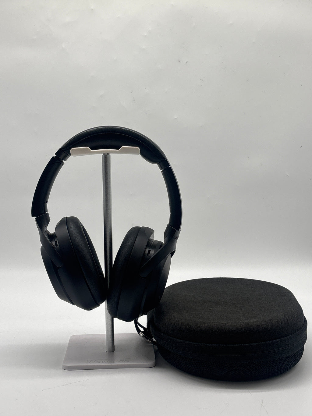 Sony WH-1000XM3 Over-Ear Headphones - Black - Used With Box