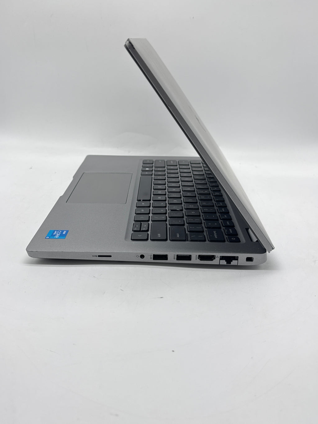 Dell Latitude 5420 i5-1145G7 16GB RAM 256GB SSD - Cracked Corners