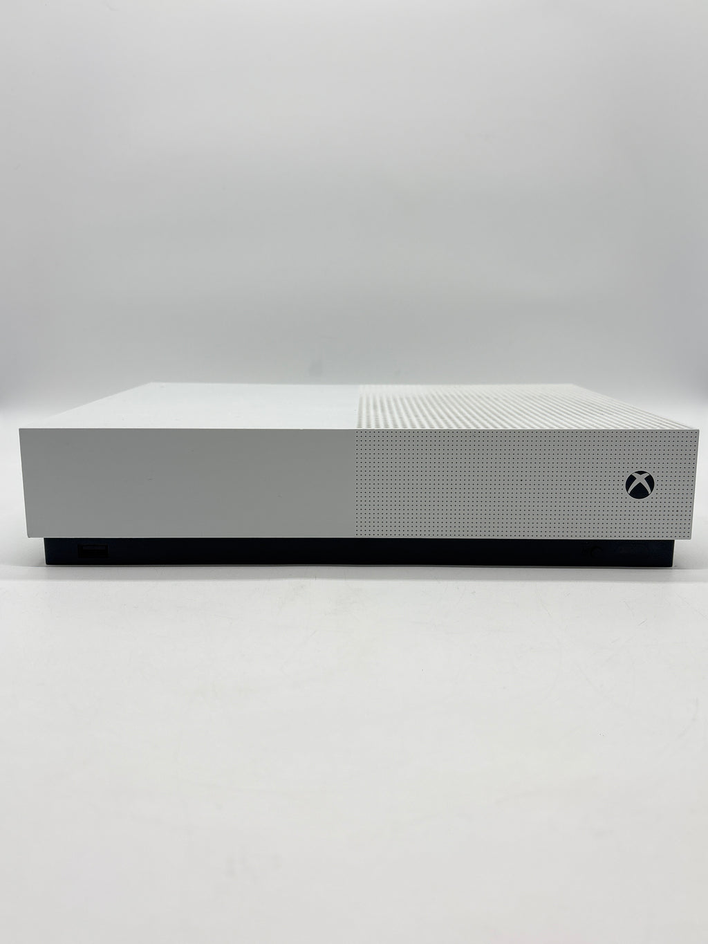 Microsoft Xbox One S All-Digital Edition 1681 500GB Console White