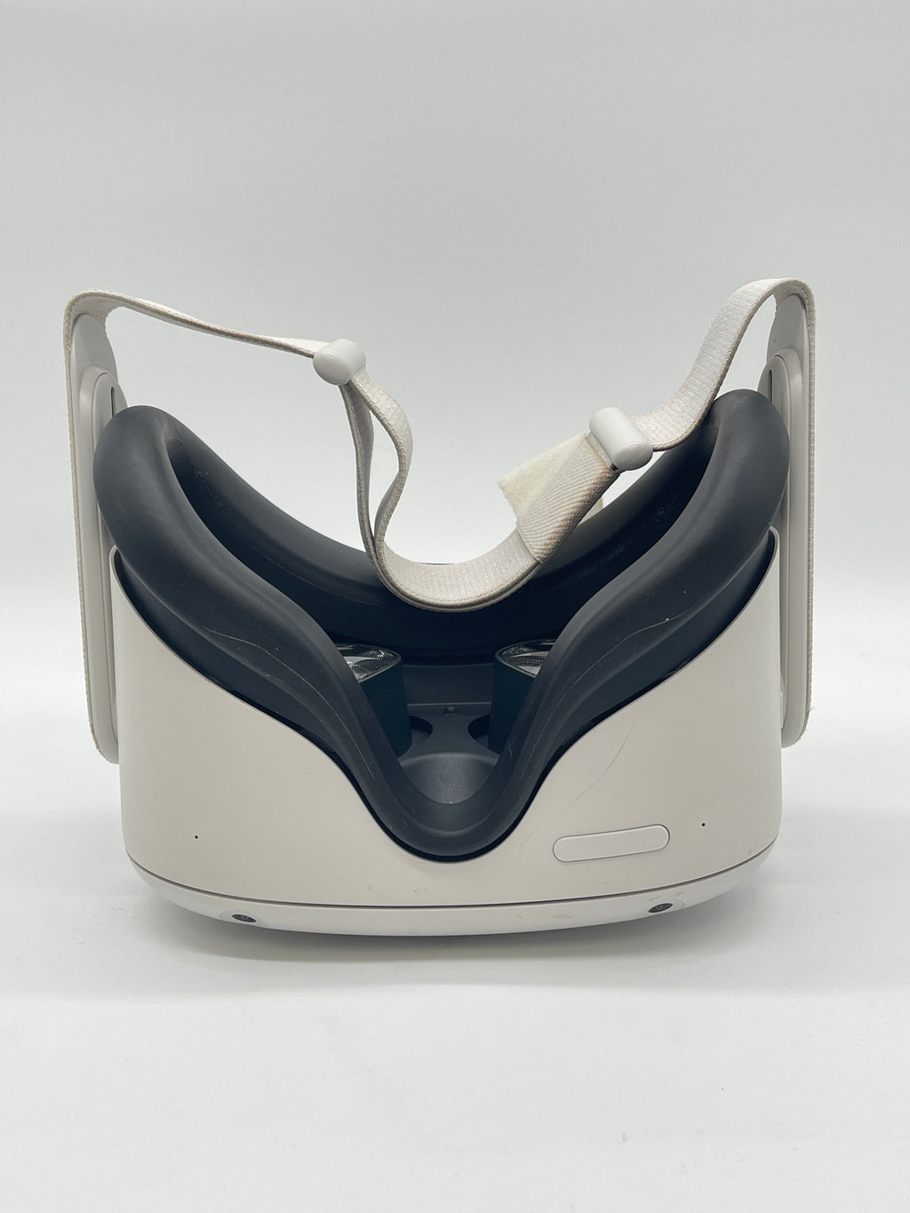 Meta Oculus Quest 2 64GB VR Headset White with Controllers - Used B