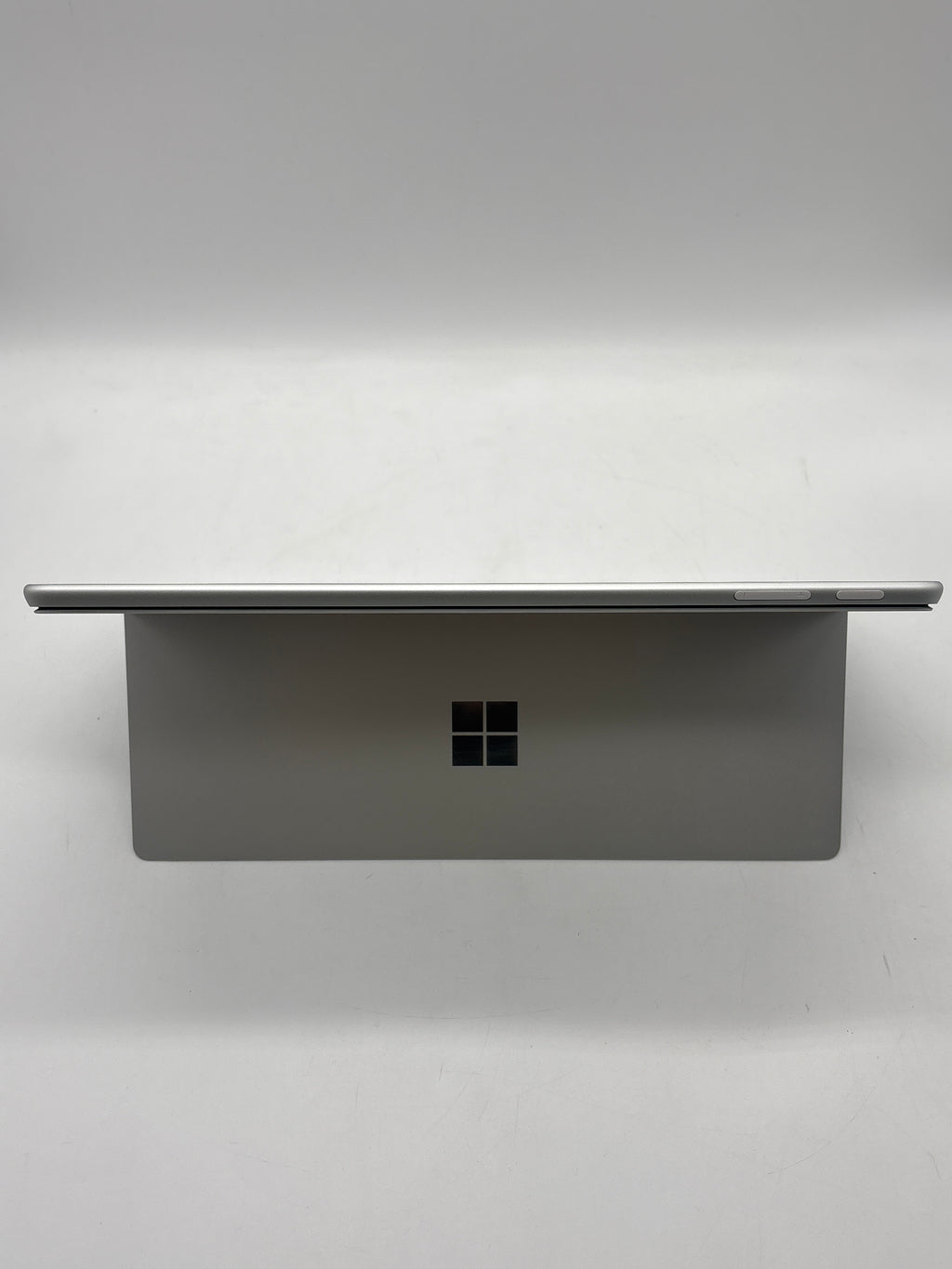 Microsoft Surface Pro 2085 11th Edition Snapdragon X 10-Core 16GB RAM 256GB SSD