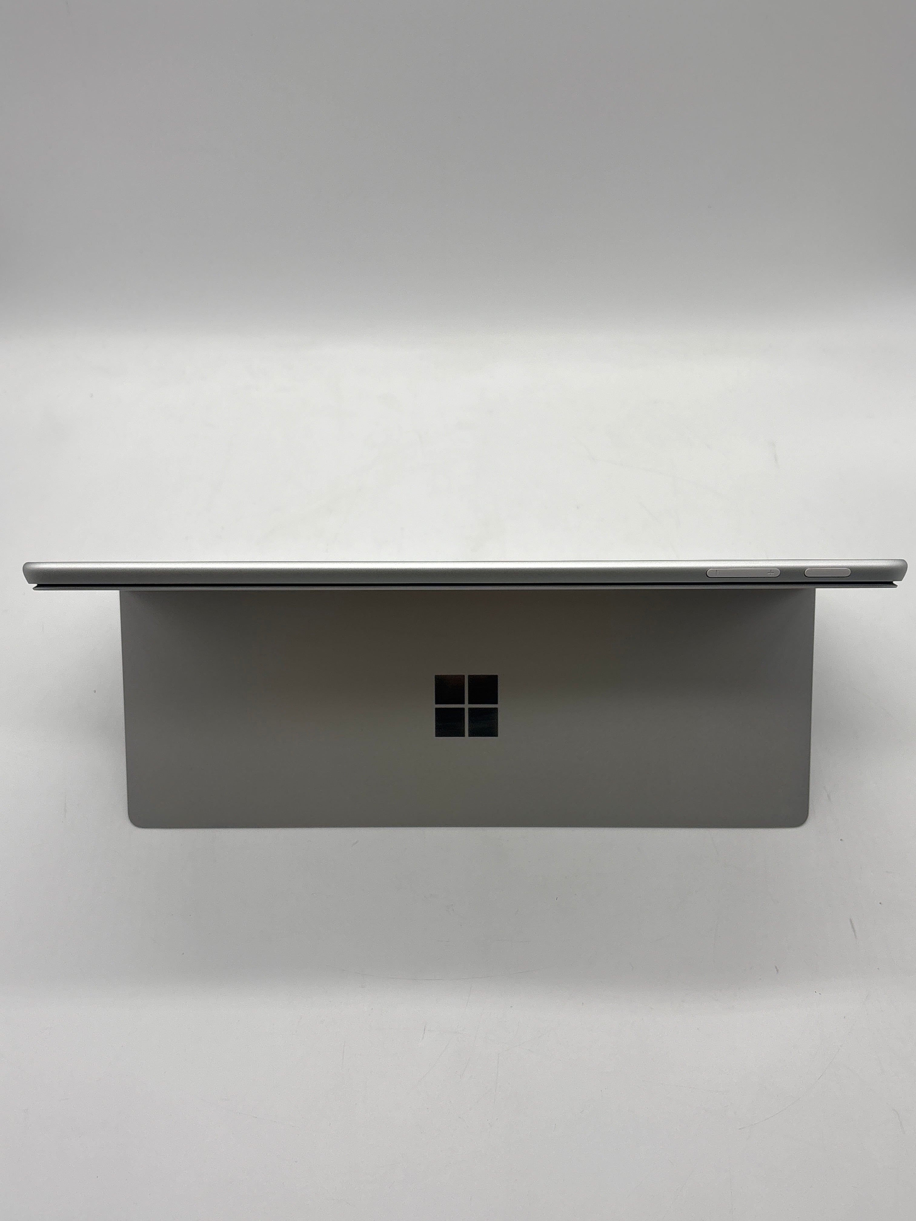 Microsoft Surface Pro 2085 11th Edition Snapdragon X 10-Core 16GB RAM 256GB SSD