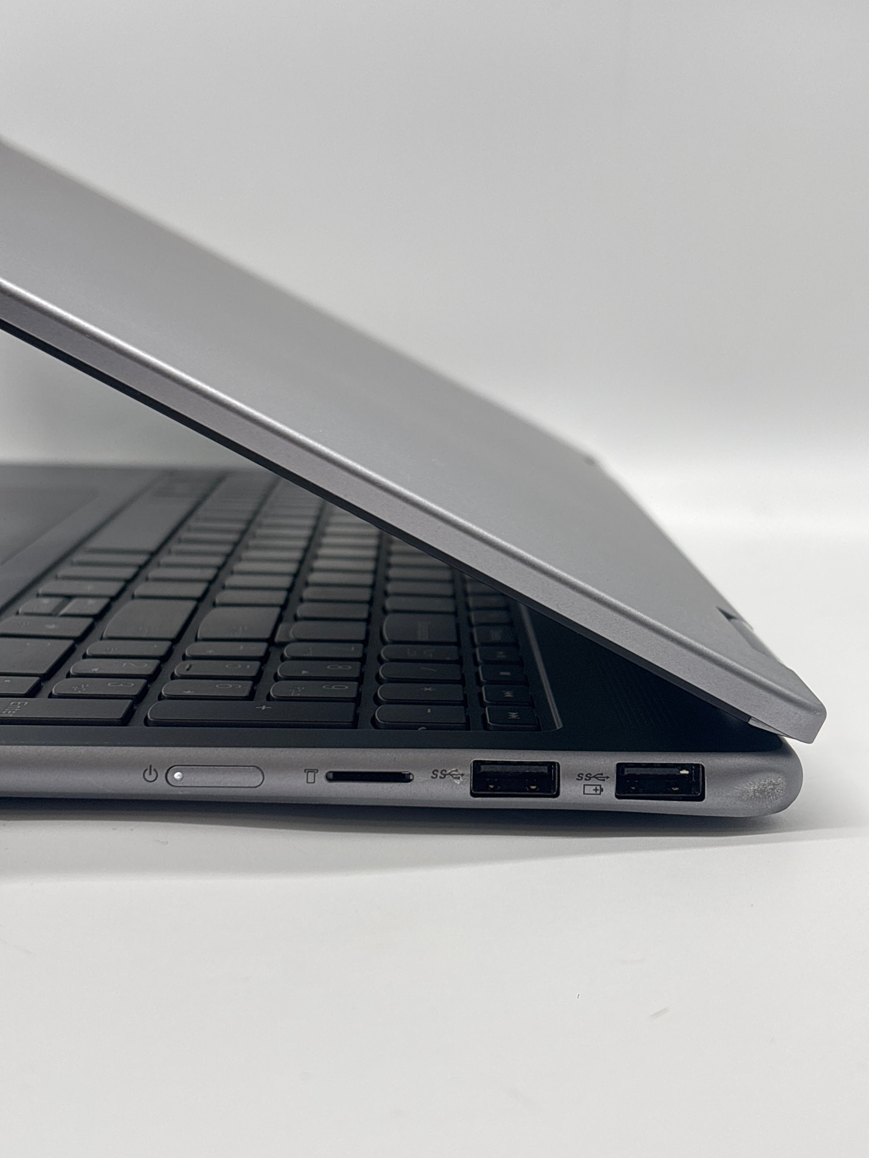 Lenovo Yoga 7 16ARP8 Ryzen 5 7535U 8GB RAM 512GB SSD