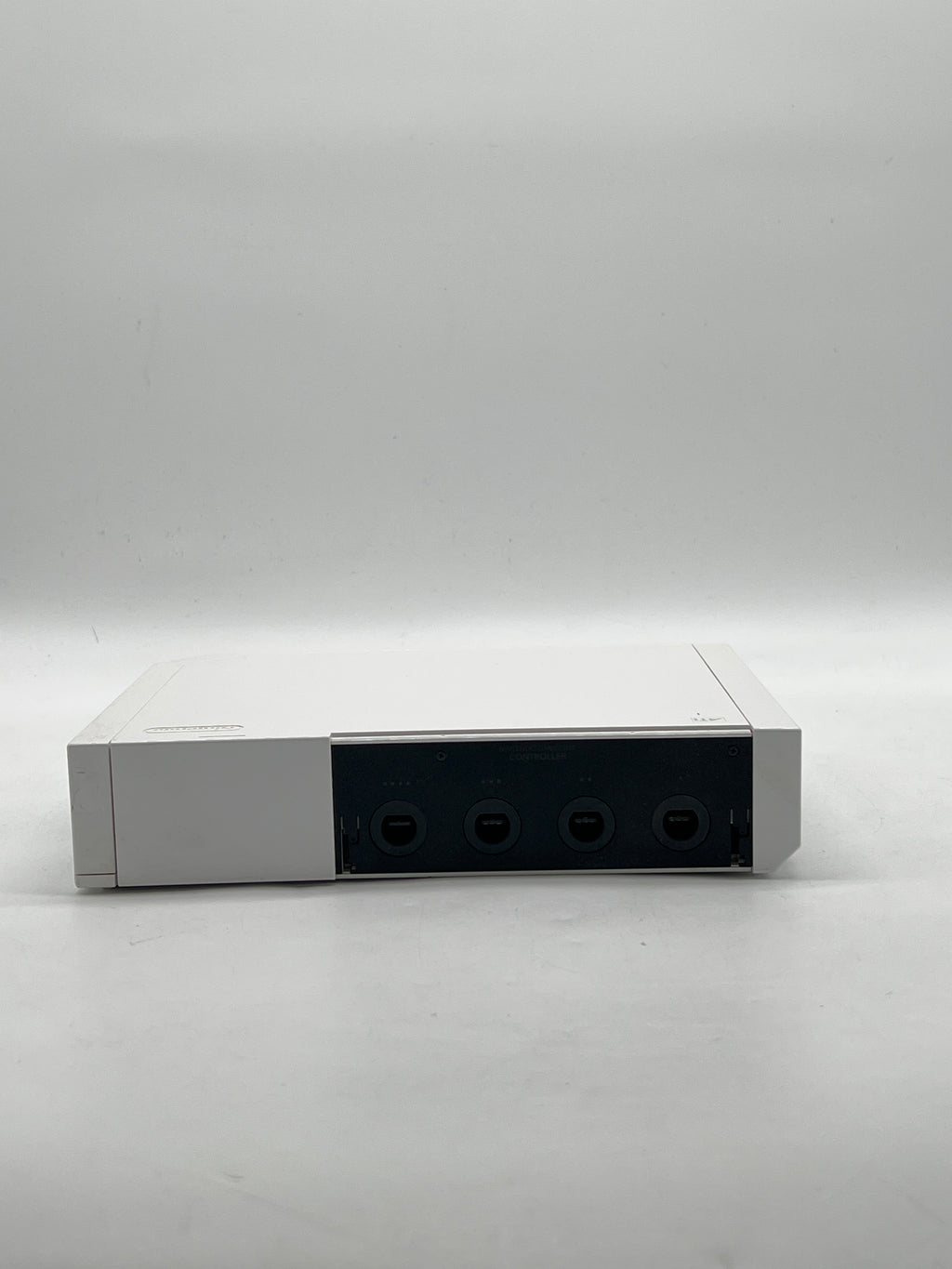 Nintendo Wii RVL-001 512MB White Console Only - Broken Side Cover
