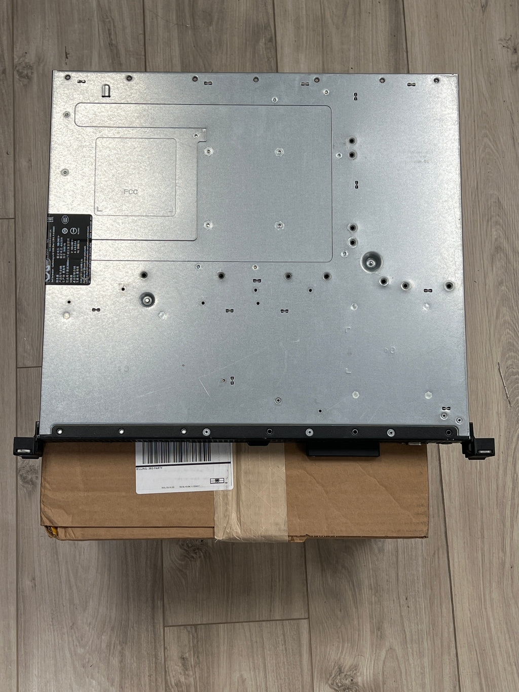 DELL PowerEdge R210 II Xeon E3-1240 v2 @ 3.4GHz 32GB RAM NO HDD