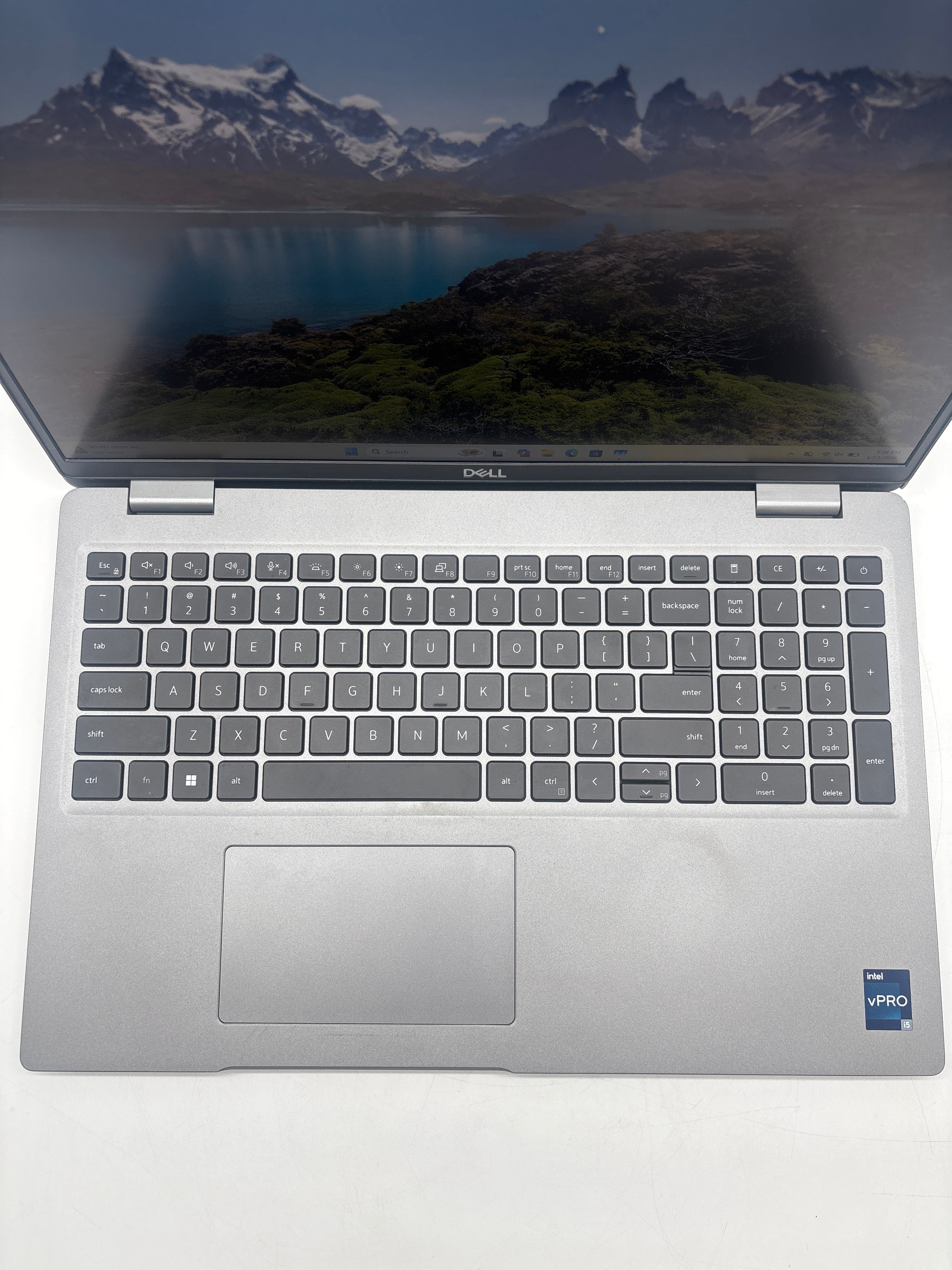 Dell Latitude 5530 i5-1245U 16 GB RAM 512 GB SSD - For Parts (Crack on Corner)