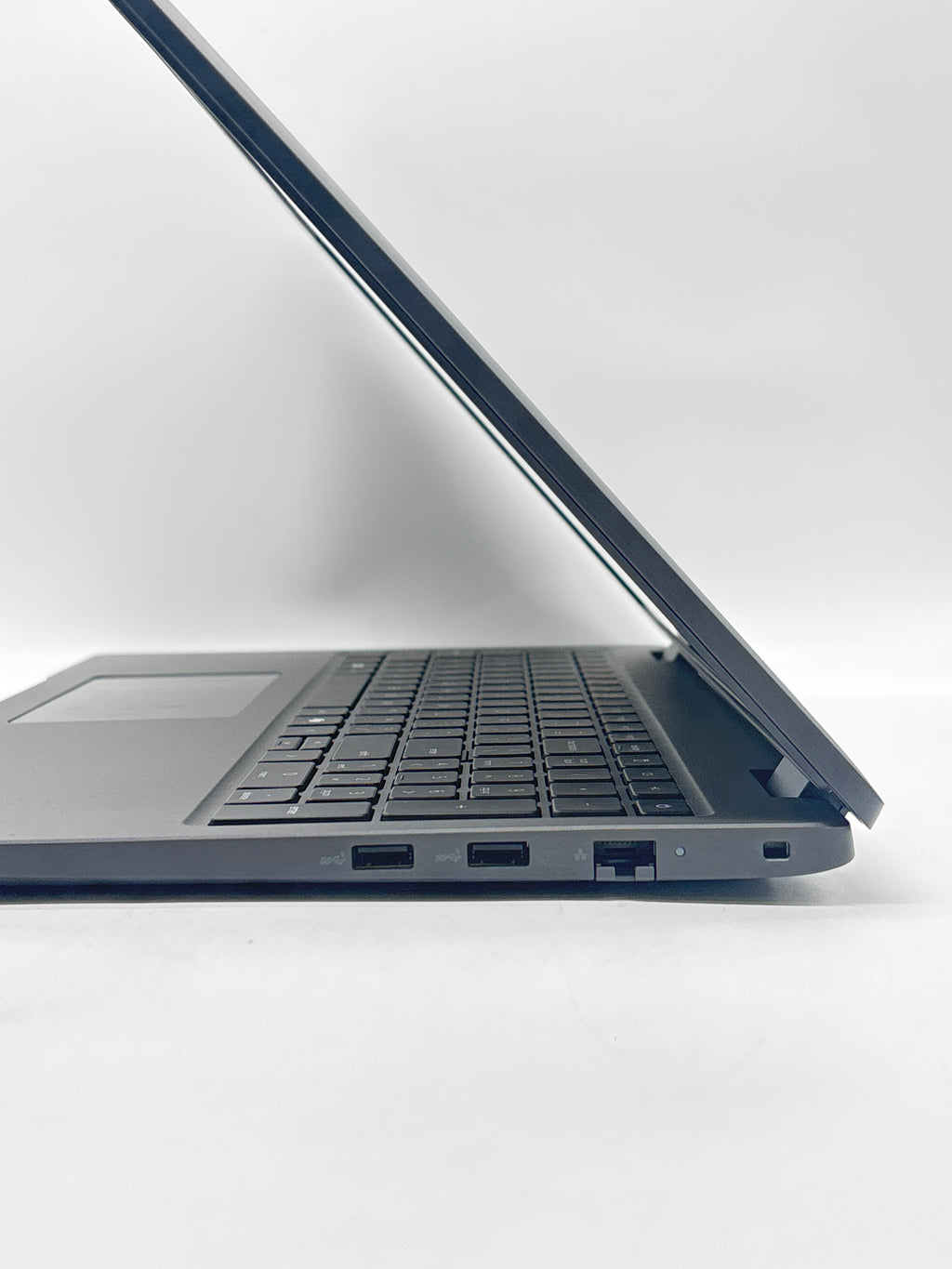 Dell Latitude 3550 15.6 in i7-1355U 16GB 512GB SSD - Used