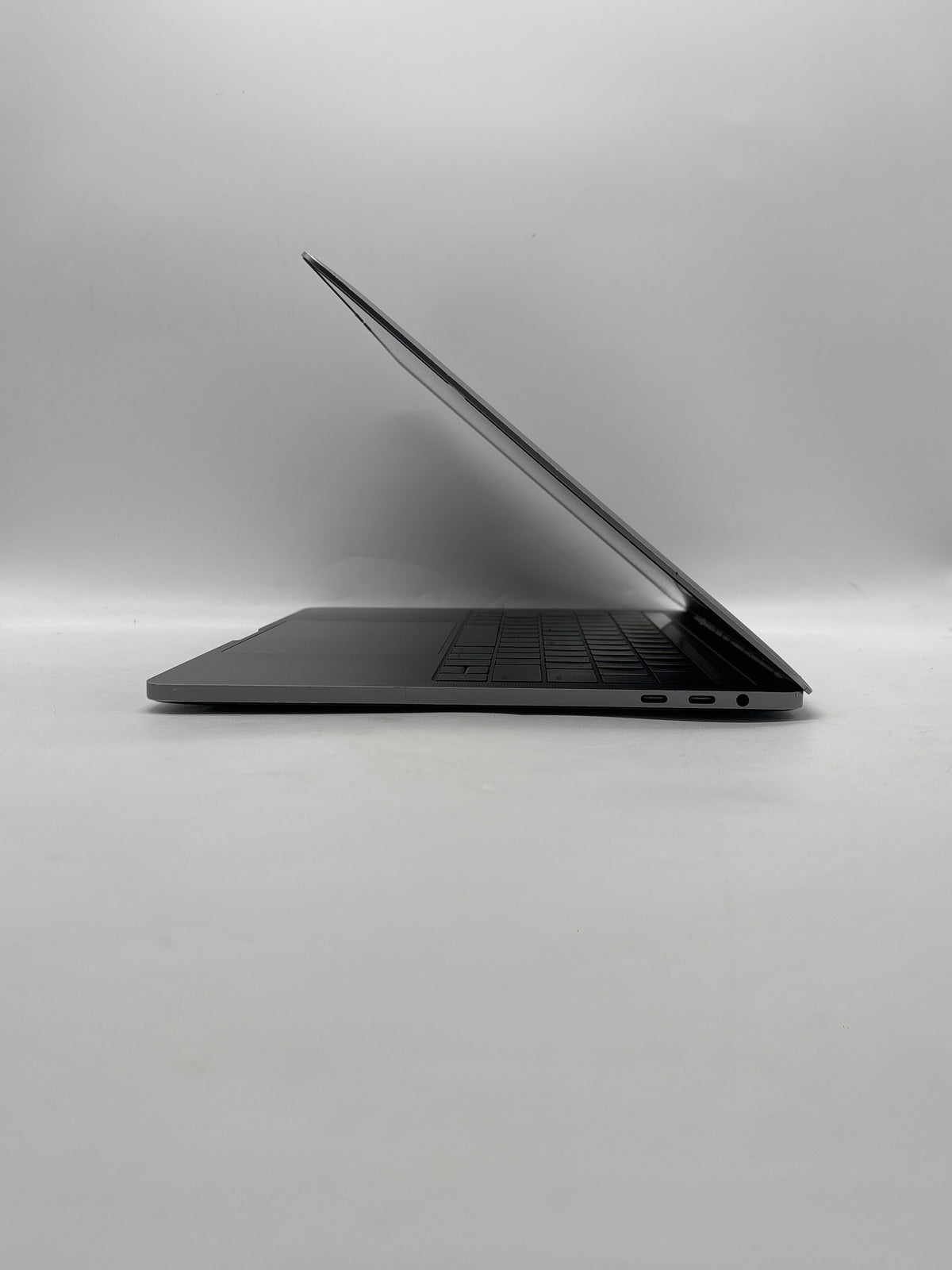 Apple MacBook Pro 13" A1706 Intel Core i5 8GB RAM 256GB SSD Space Gray - Used