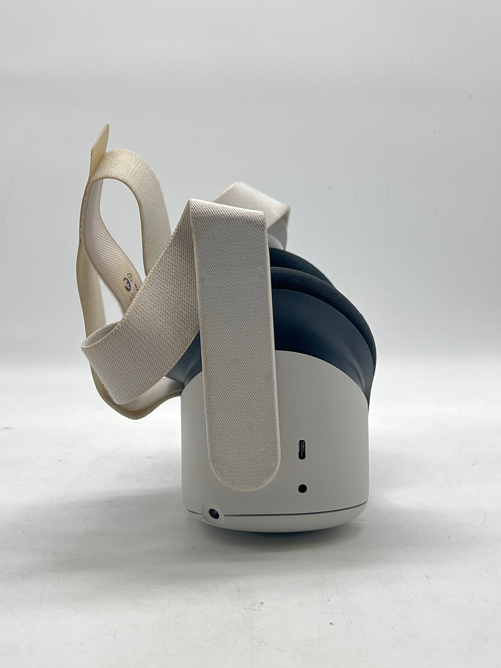 Meta Oculus Quest 2 128GB VR Headset White - Used
