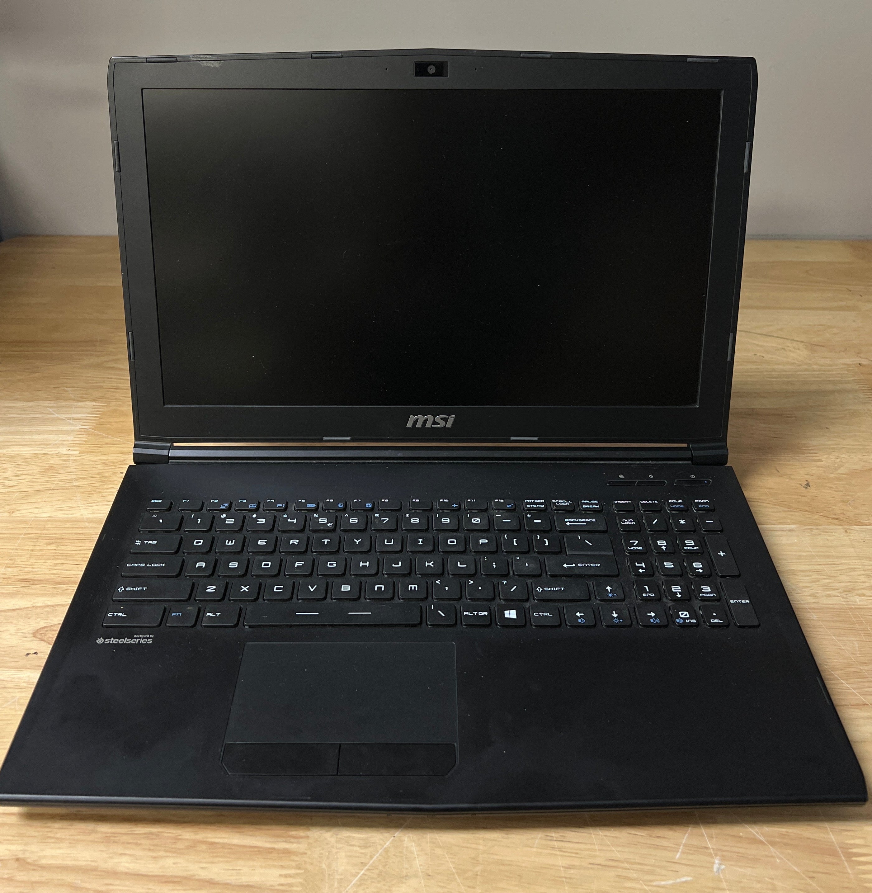MSI GL62M 7RD i7-7700HQ 16GB RAM 1TB HDD GTX 1050 - Used with Box