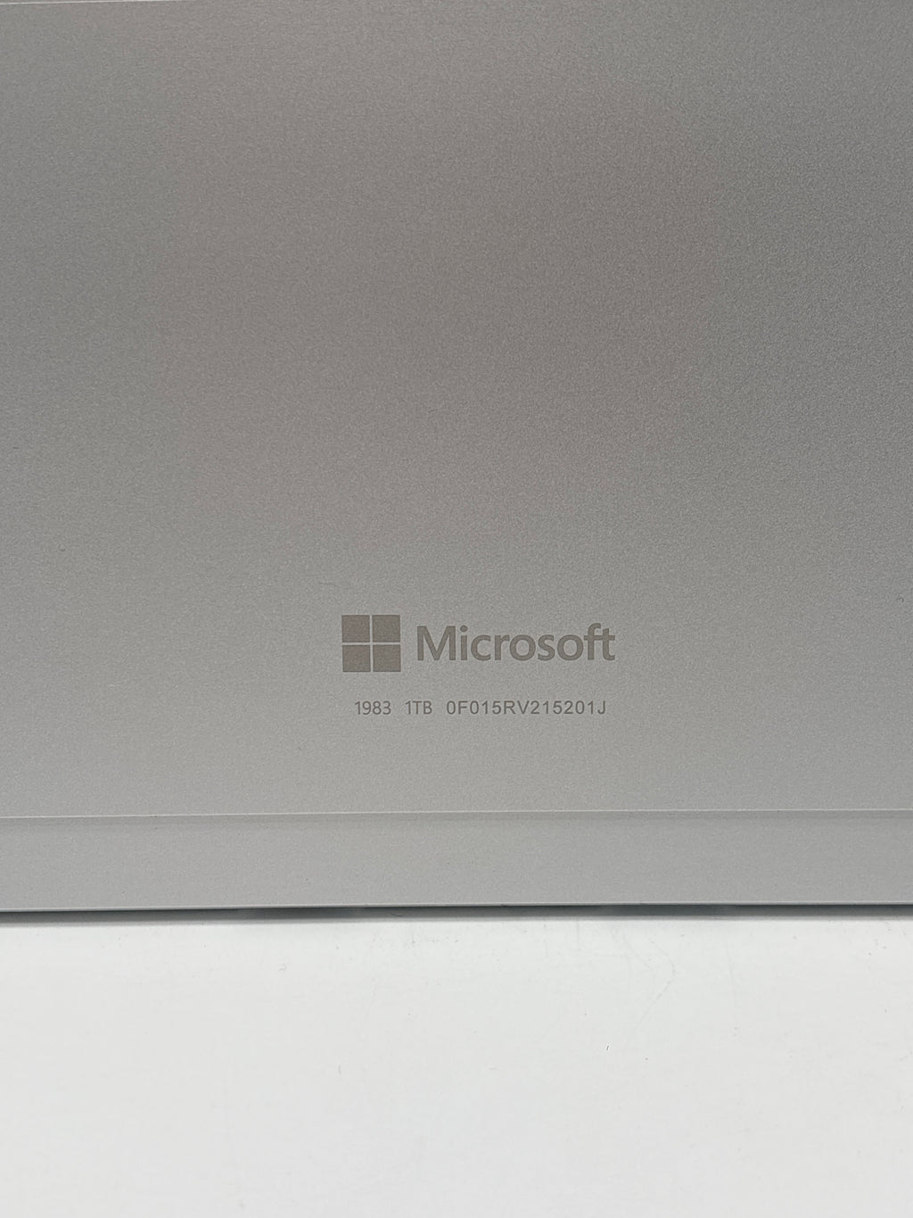 Microsoft Surface Pro 8 1983 i7-1185G7 16GB RAM 1TB SSD