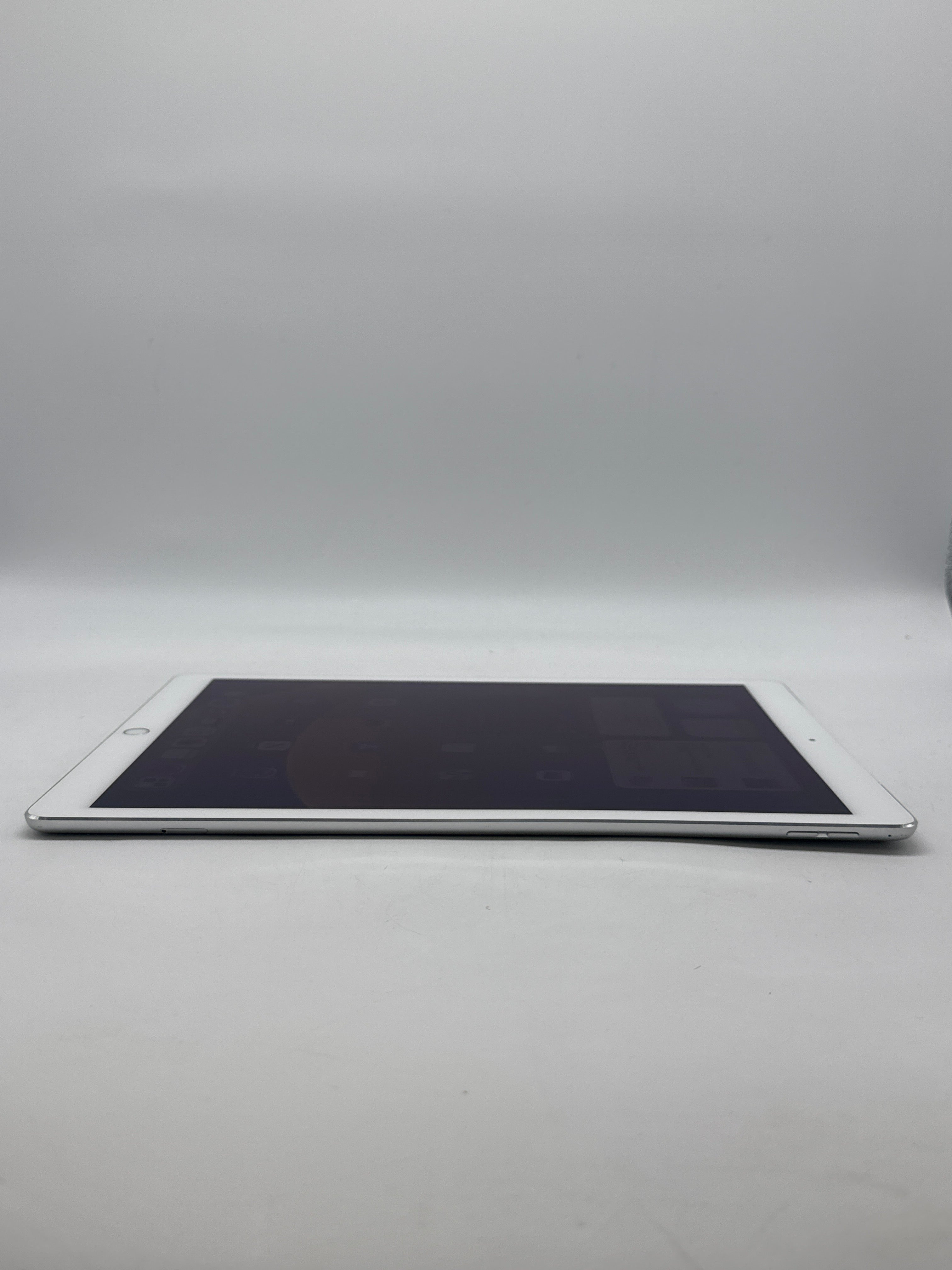 Apple iPad Pro 12.9" 1st Gen A9X 4GB RAM 128GB Wi-Fi Cellular Unlocked - Used