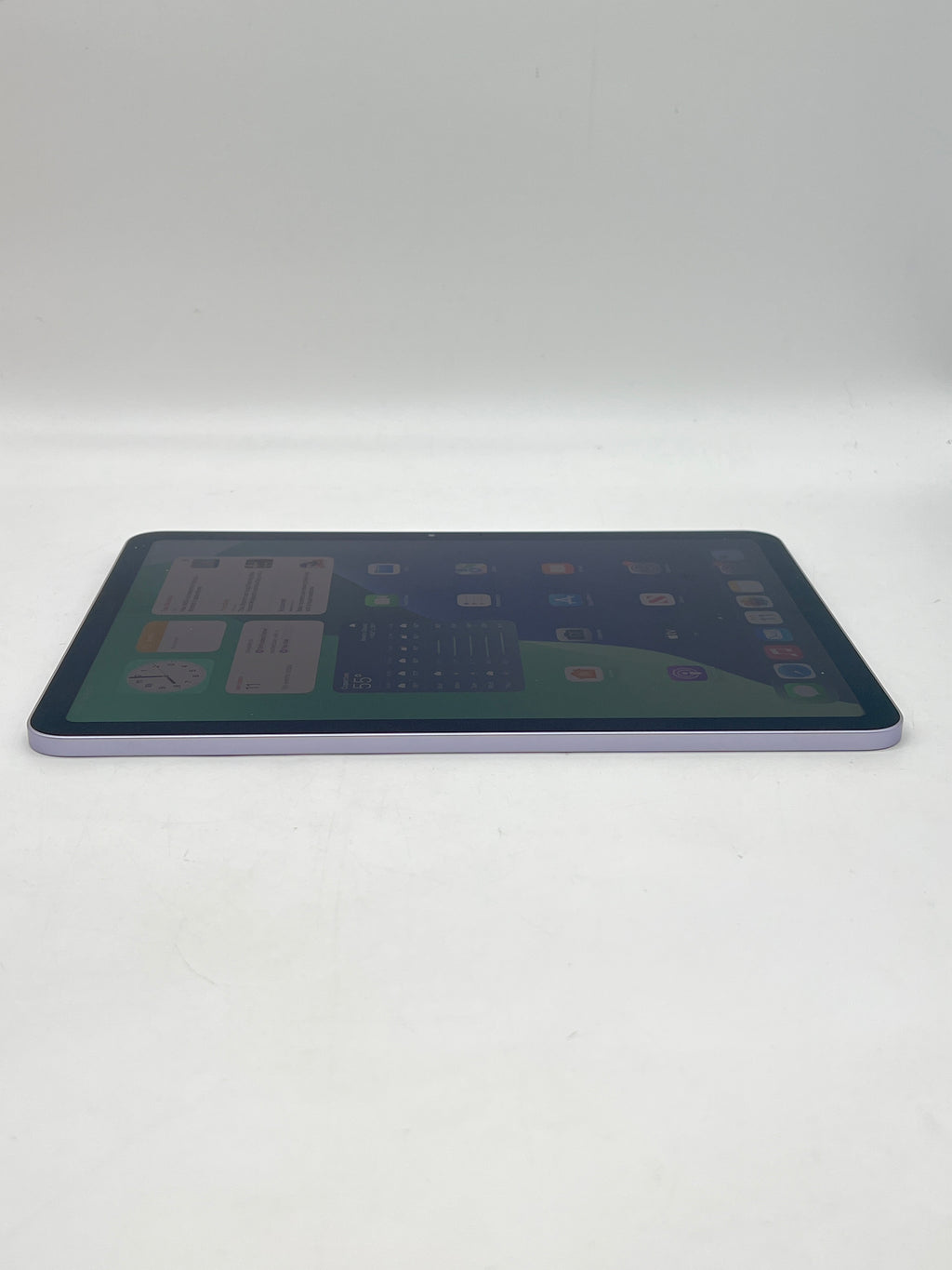 Apple iPad Air 11-inch M2 128GB Wi‑Fi With Apple Pencil/Keyboard - Used