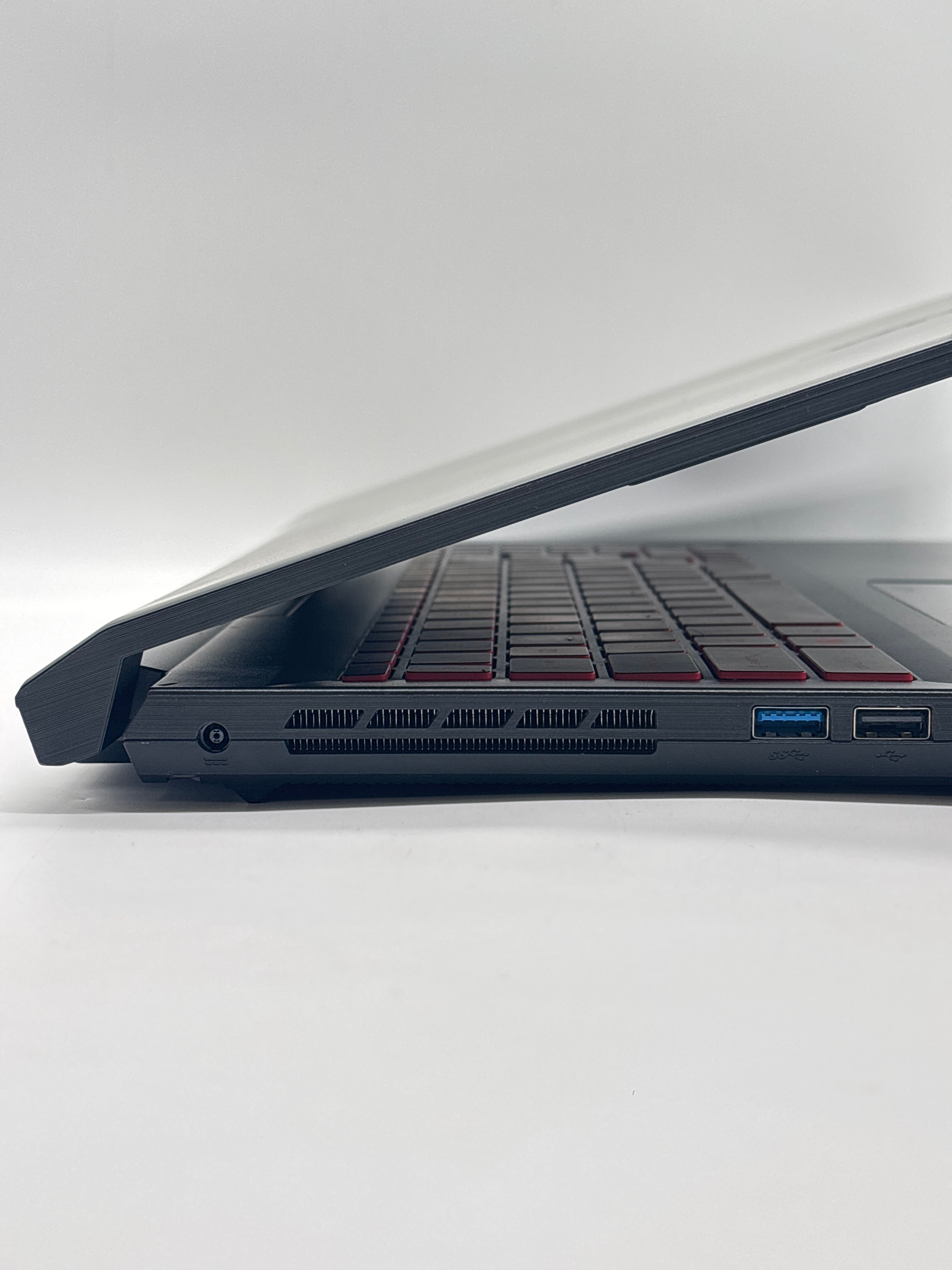 MSI Katana GF66 11UE i7-11800H 16GB RAM 512GB SSD RTX 3060