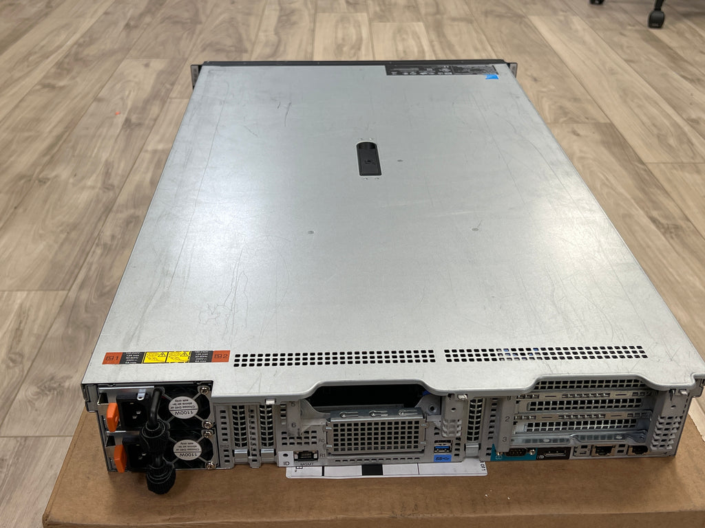 Lenovo ThinkServer 2U Server RD650 Dual Xeon E5-2620 v3 32GB RAM 1.5TB SSD