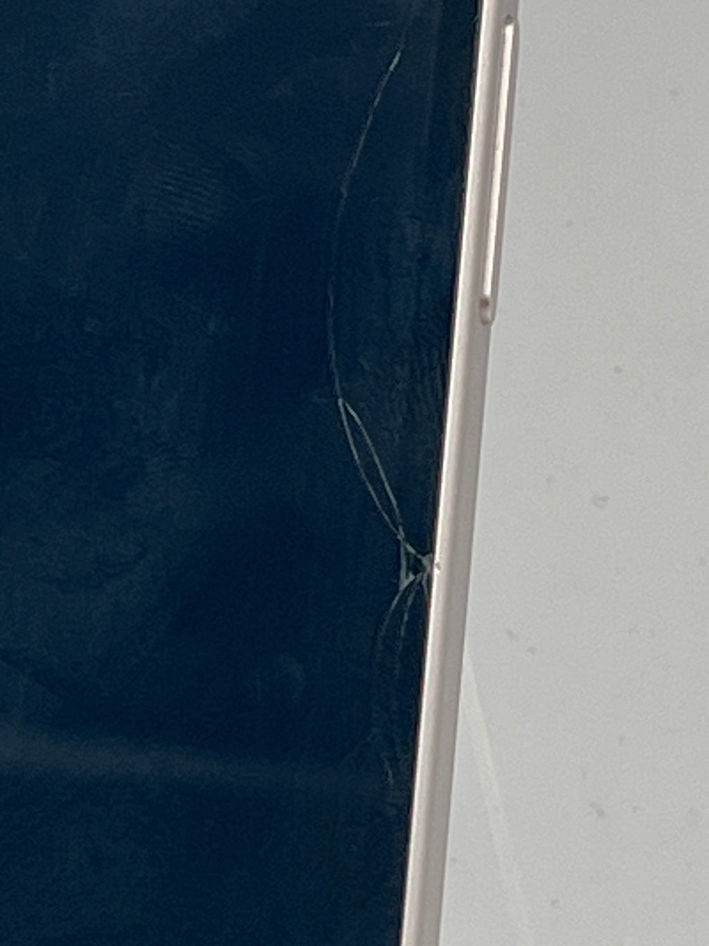 T Mobile Google Pixel 9a 128GB Porcelain - Cracked Screen