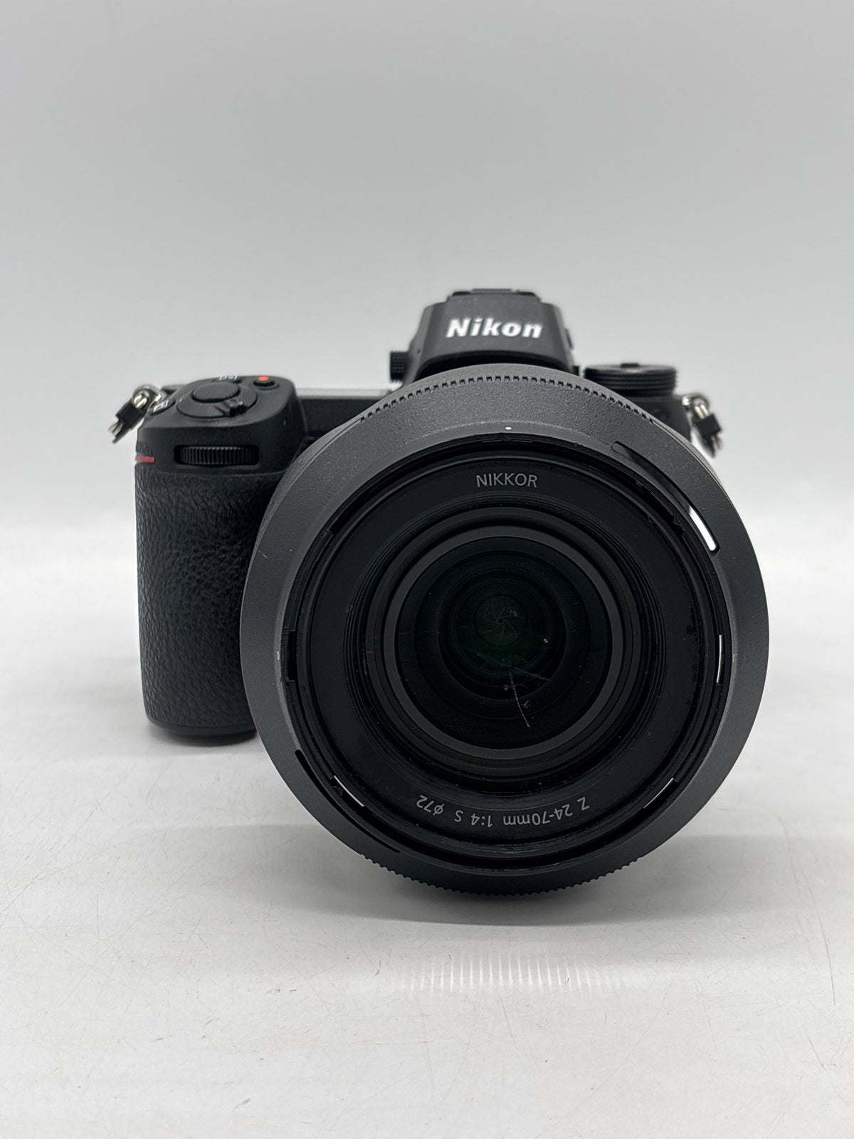 Nikon Z6 Mirrorless w/ NIKKOR Z 24-70mm f/4 S Lens Black - Used