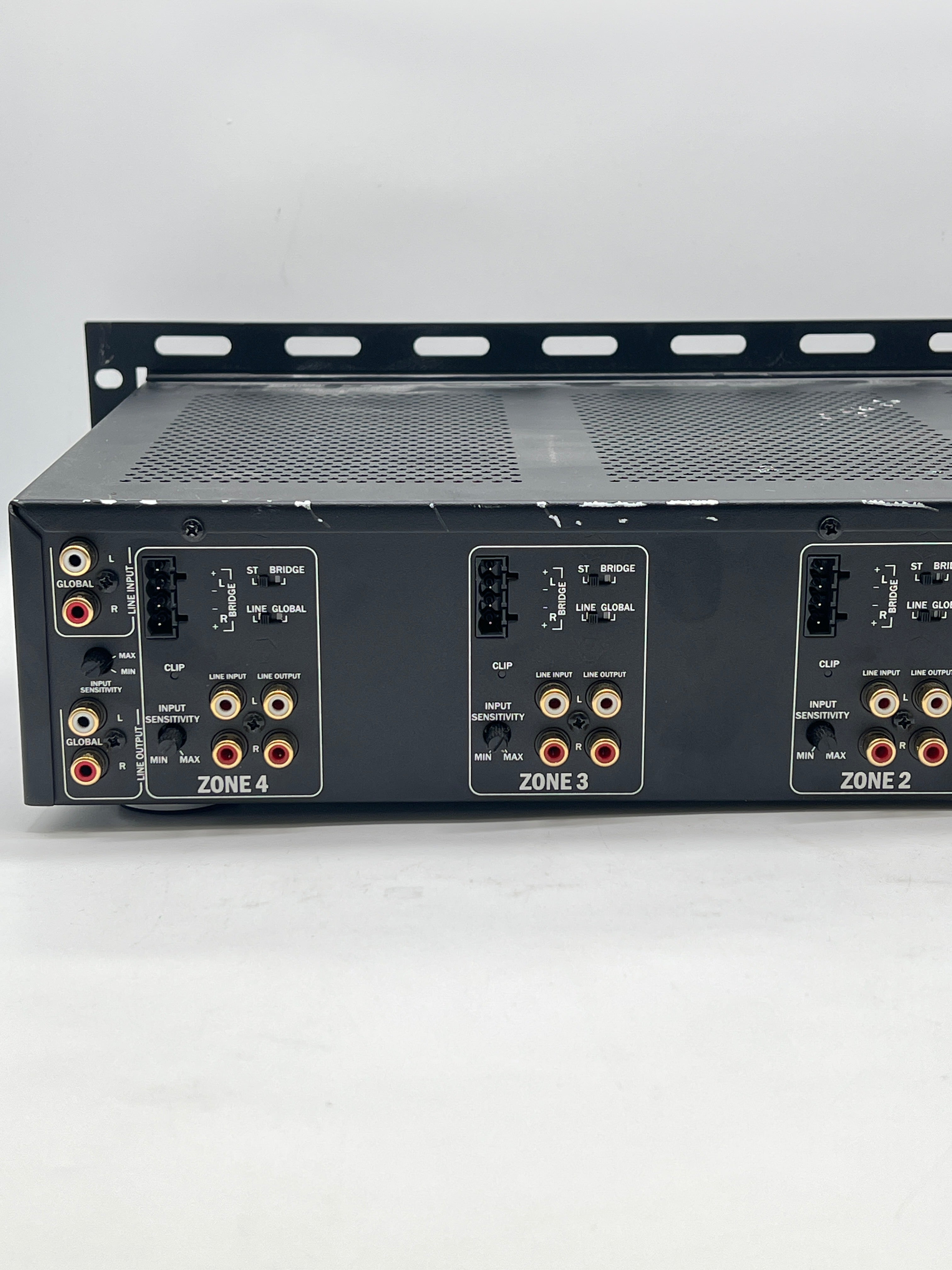 Control4 C4-AMP104 Power Amplifier 4 Channels Black - Used